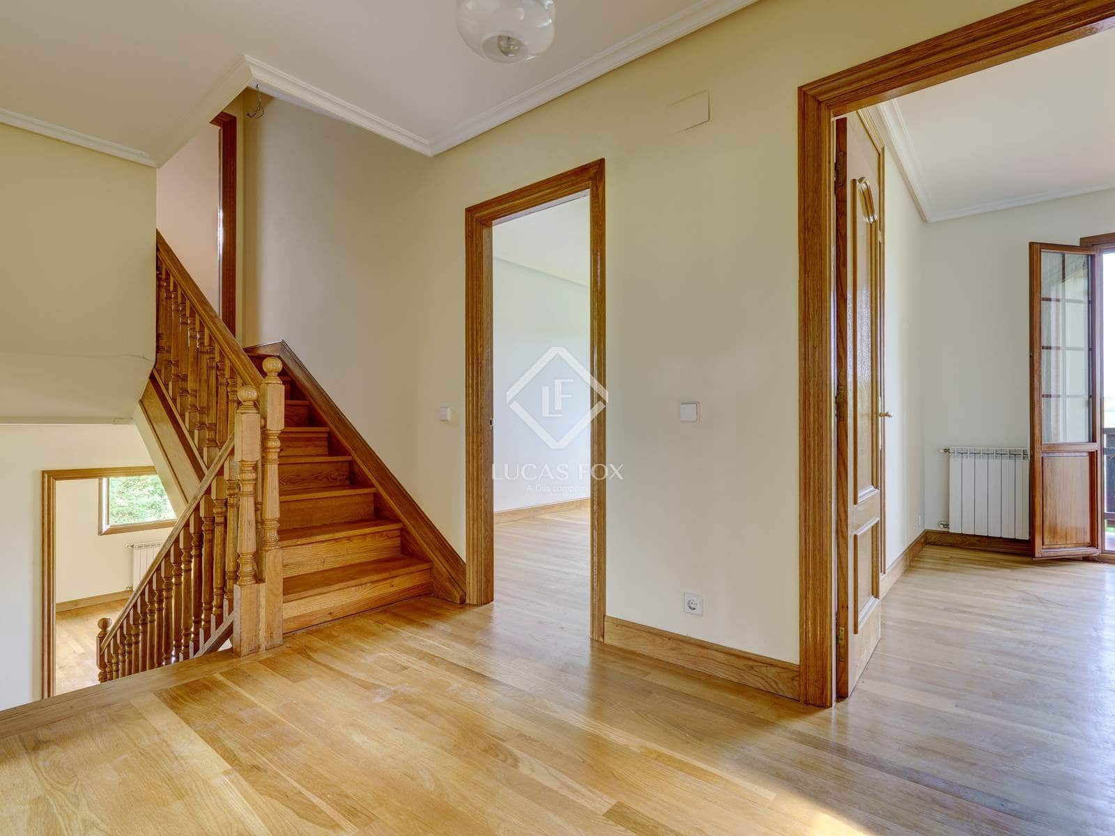 7 soveværelse Villa til salg i Donostia-San Sebastian med garage - € 1.590.000 (Ref: 9006601)