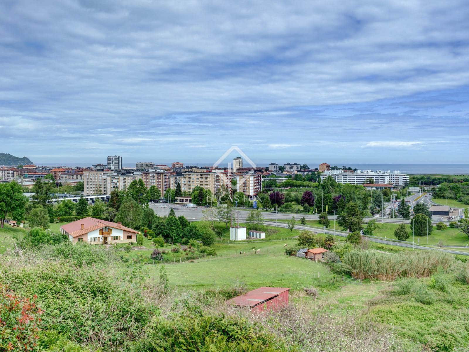 7 soveværelse Villa til salg i Donostia-San Sebastian med garage - € 1.590.000 (Ref: 9006601)