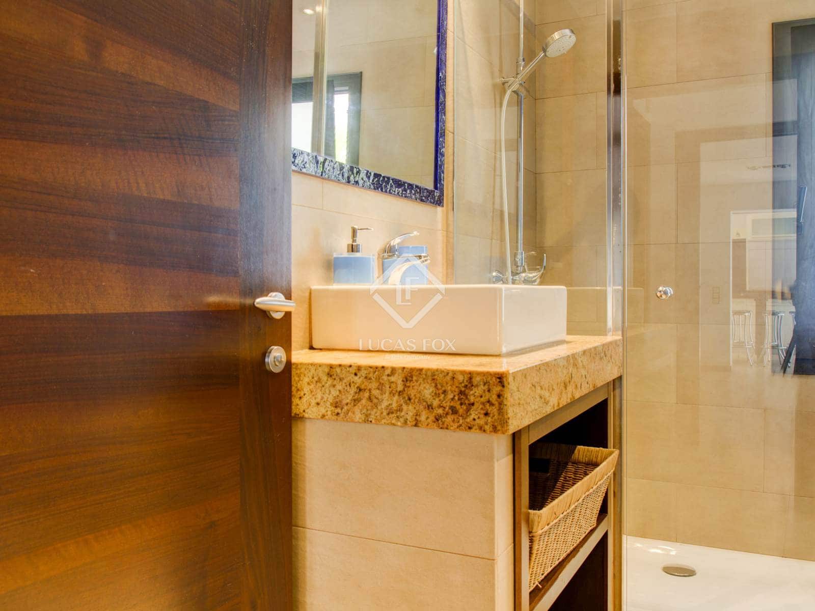 5 soveværelse Villa til salg i Torredembarra med swimmingpool garage - € 3.350.000 (Ref: 9006603)