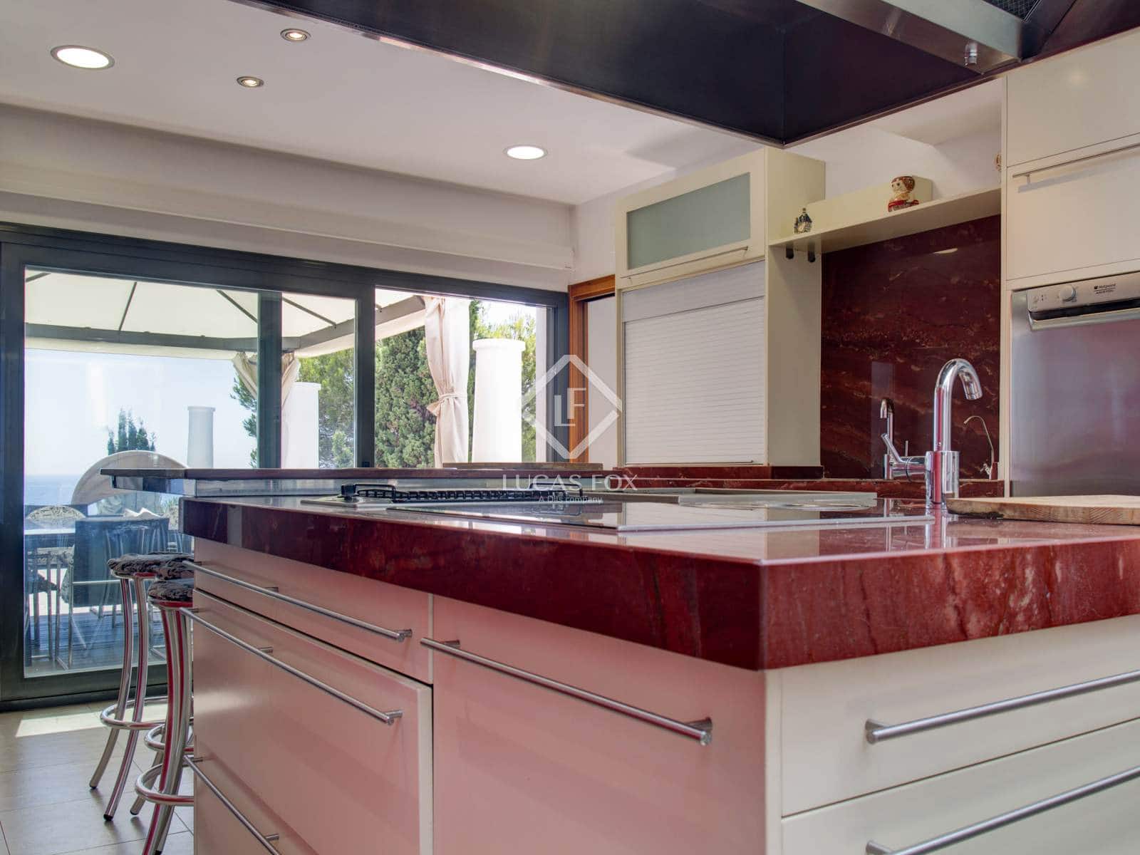 5 soveværelse Villa til salg i Torredembarra med swimmingpool garage - € 3.350.000 (Ref: 9006603)