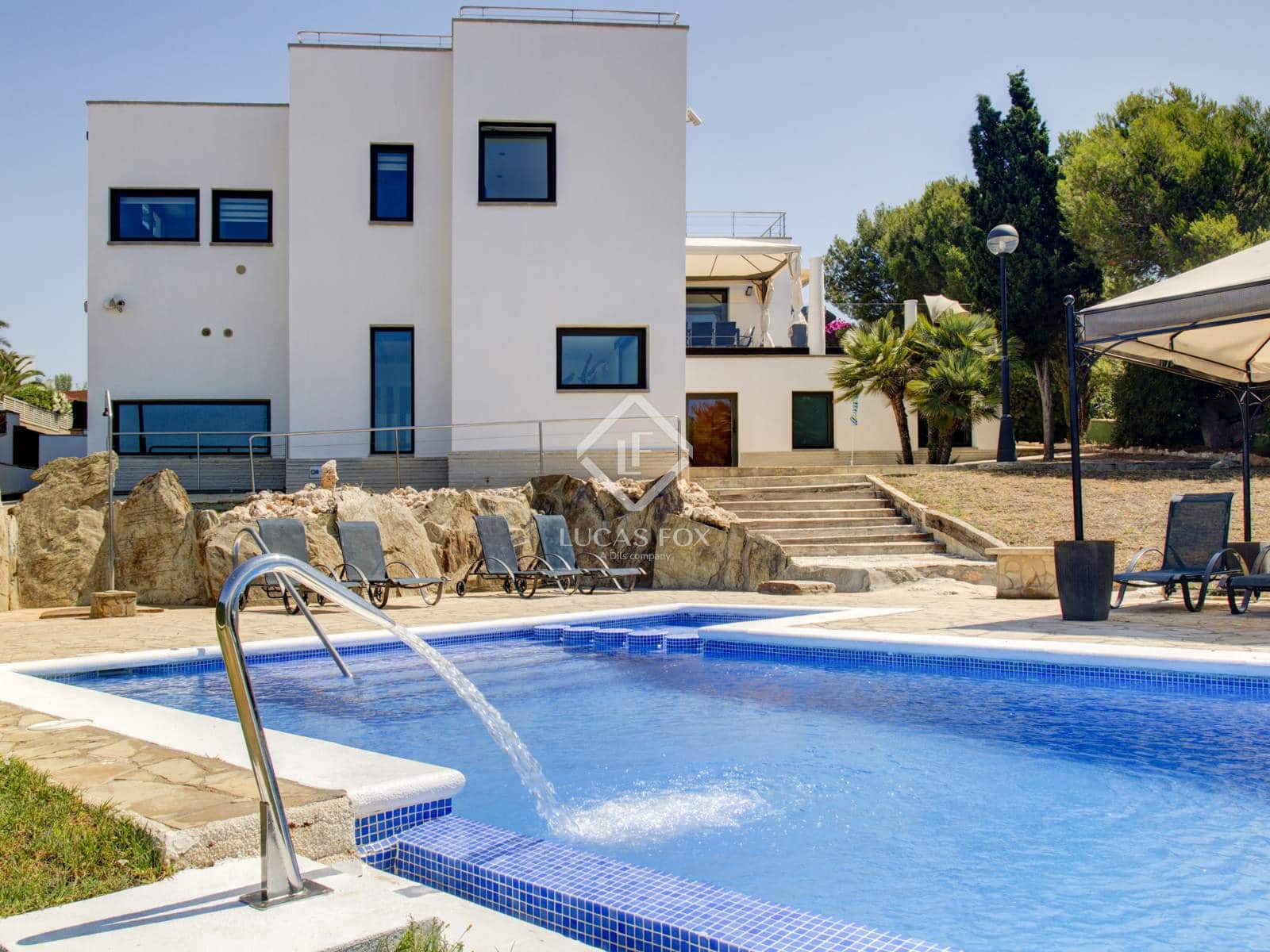 5 soveværelse Villa til salg i Torredembarra med swimmingpool garage - € 3.350.000 (Ref: 9006603)