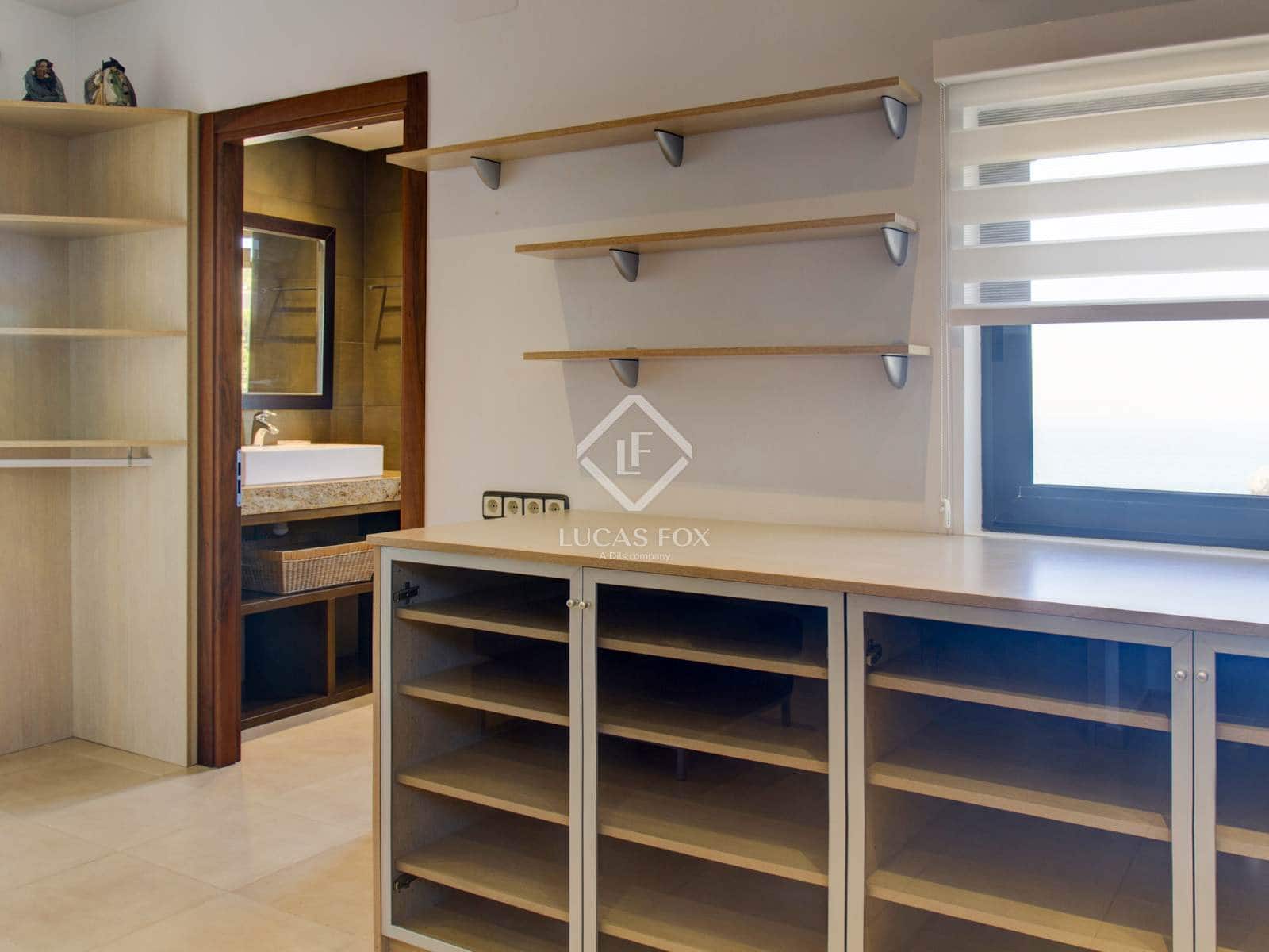 5 soveværelse Villa til salg i Torredembarra med swimmingpool garage - € 3.350.000 (Ref: 9006603)