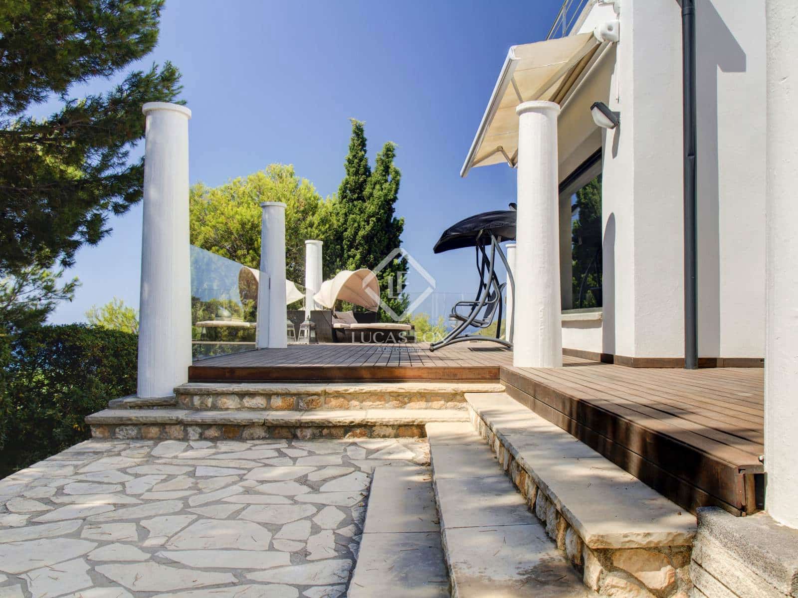 5 soveværelse Villa til salg i Torredembarra med swimmingpool garage - € 3.350.000 (Ref: 9006603)