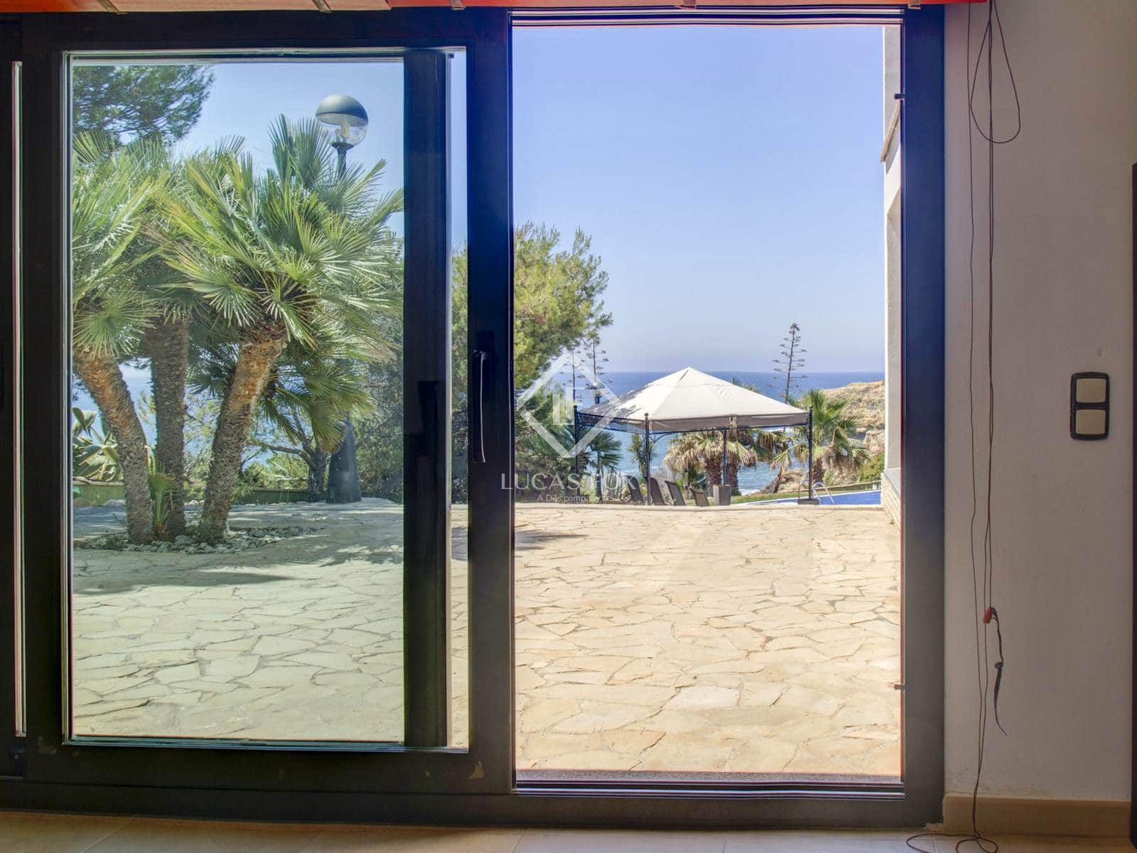 5 soveværelse Villa til salg i Torredembarra med swimmingpool garage - € 3.350.000 (Ref: 9006603)