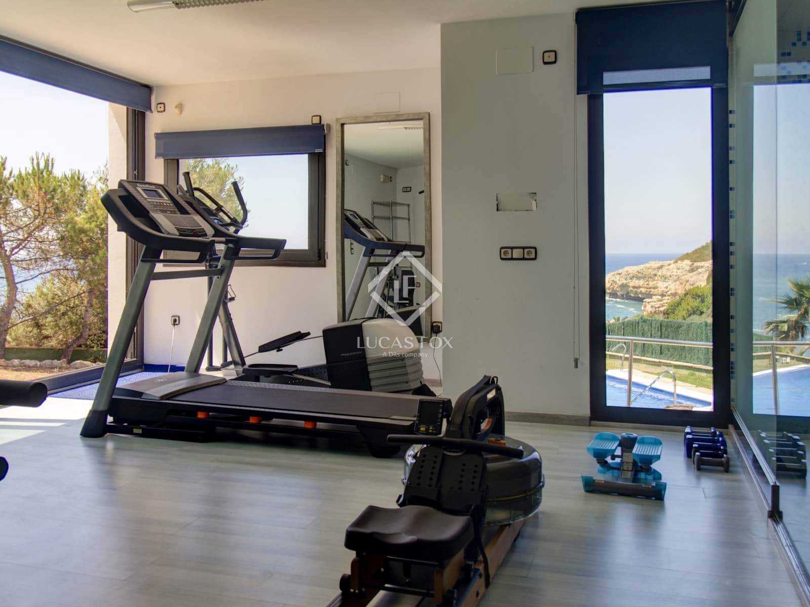 5 soveværelse Villa til salg i Torredembarra med swimmingpool garage - € 3.350.000 (Ref: 9006603)