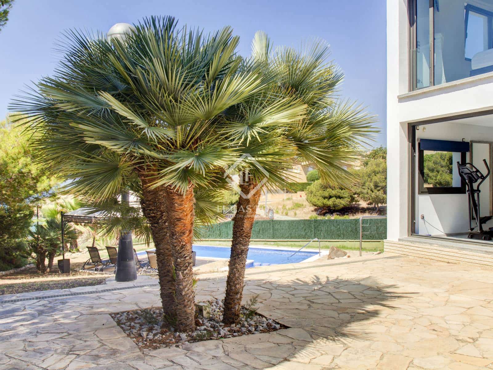 5 soveværelse Villa til salg i Torredembarra med swimmingpool garage - € 3.350.000 (Ref: 9006603)