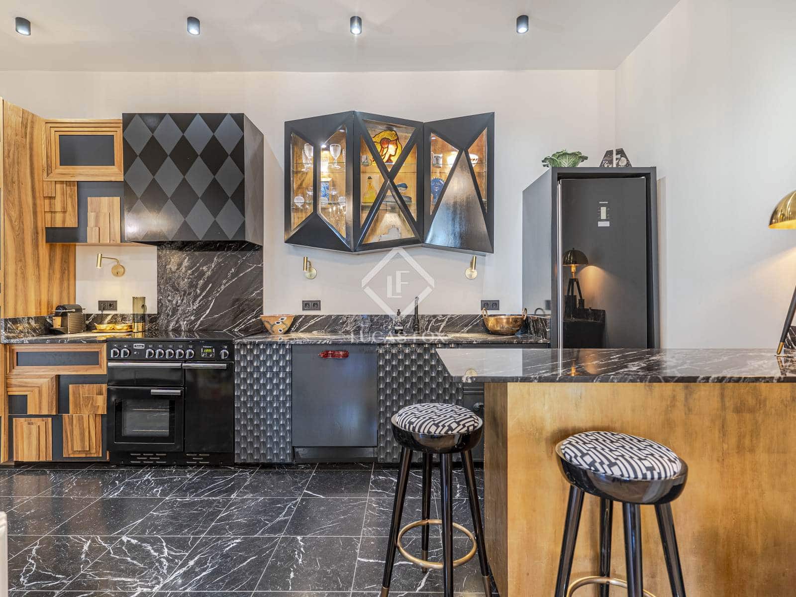 2 soveværelse Lejlighed til salg i Granada by - € 850.000 (Ref: 9006608)