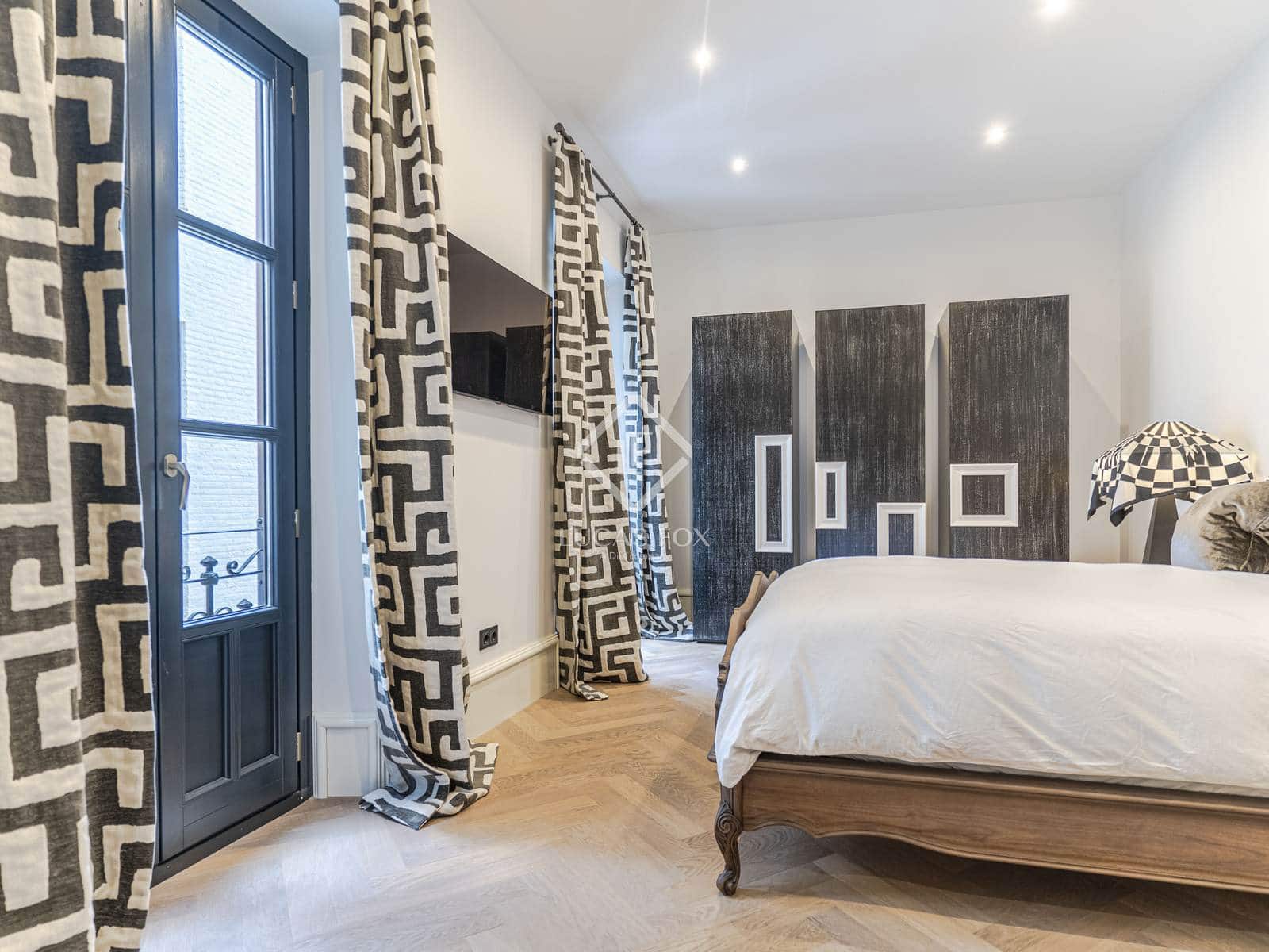 2 soveværelse Lejlighed til salg i Granada by - € 850.000 (Ref: 9006608)