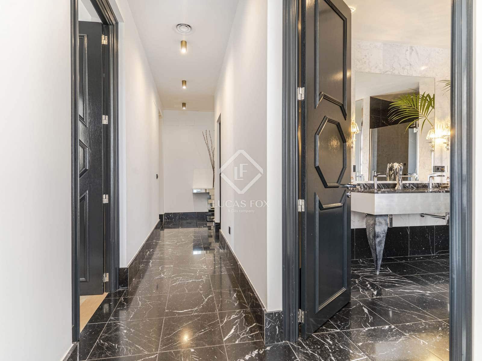 2 soveværelse Lejlighed til salg i Granada by - € 850.000 (Ref: 9006608)