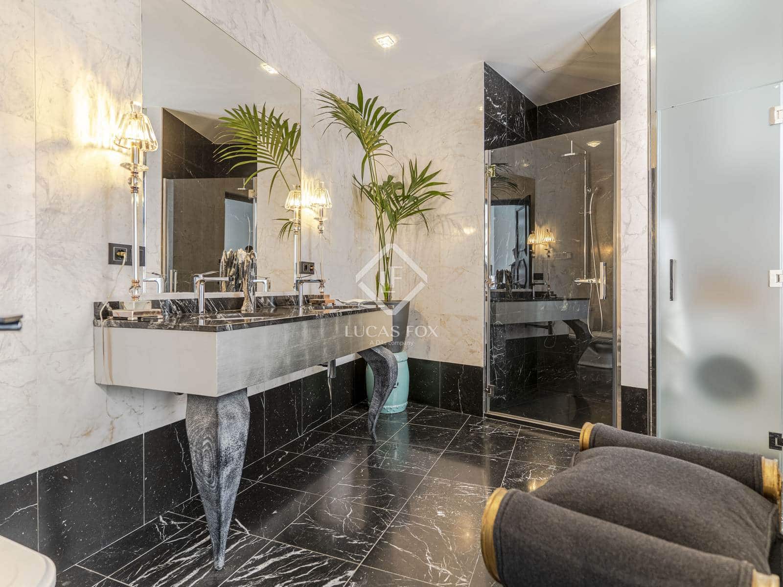 2 soveværelse Lejlighed til salg i Granada by - € 850.000 (Ref: 9006608)