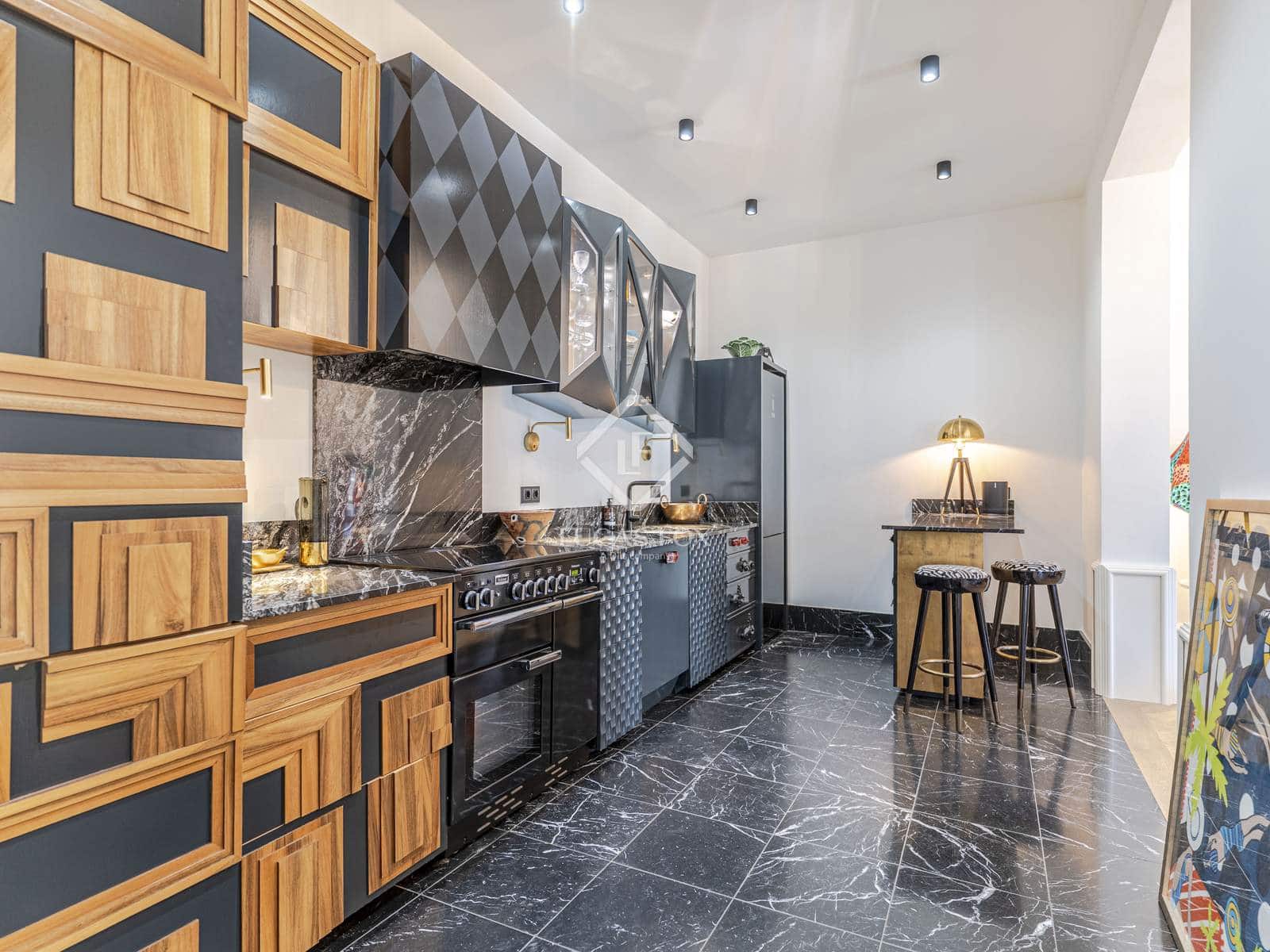 2 soveværelse Lejlighed til salg i Granada by - € 850.000 (Ref: 9006608)