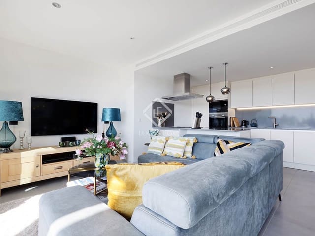 3 Zimmer Apartment zu verkaufen in Estepona mit Pool Garage - 539.000 € (Ref: 9006609)