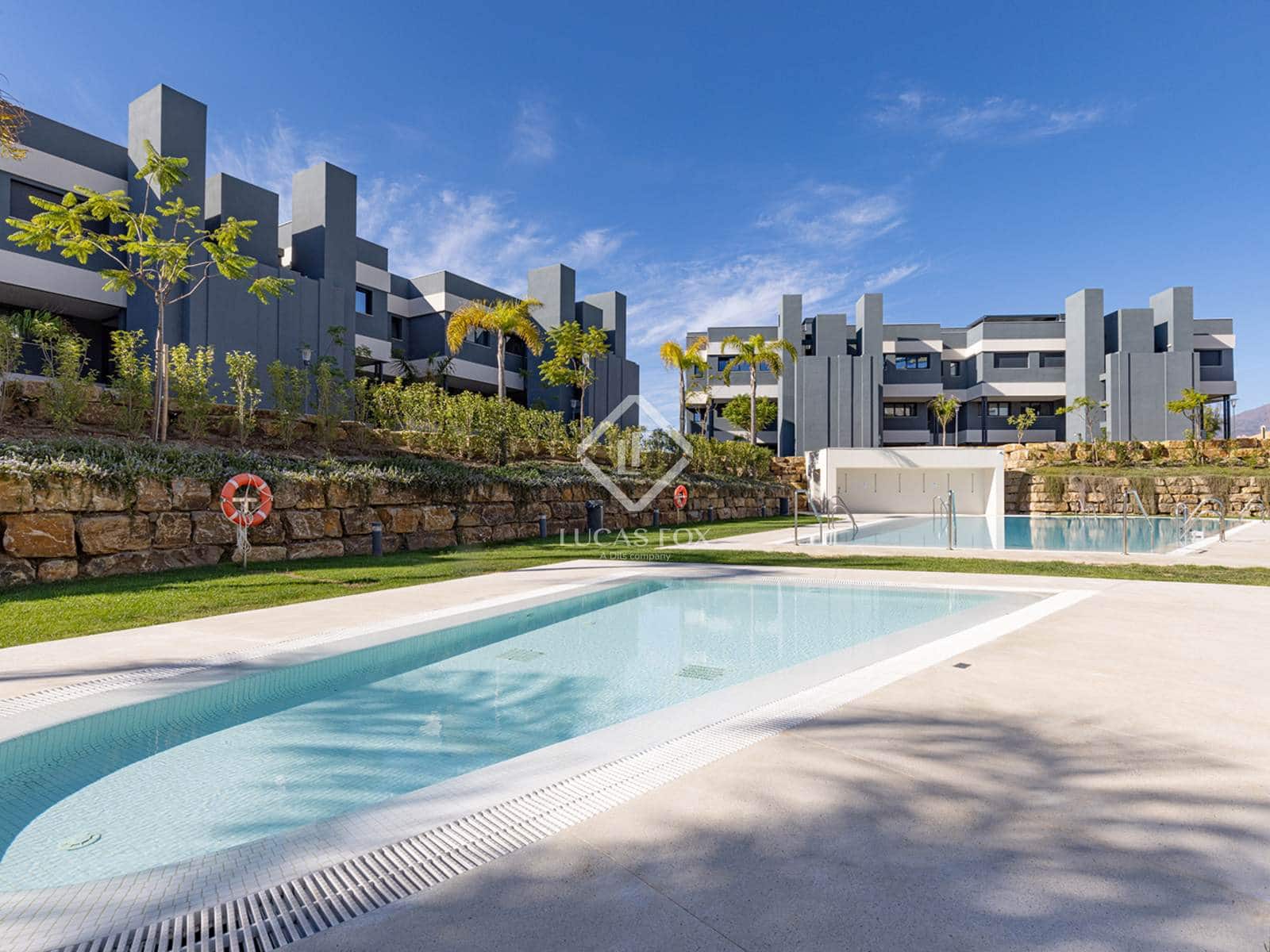 3 Zimmer Apartment zu verkaufen in Estepona mit Pool Garage - 539.000 € (Ref: 9006609)