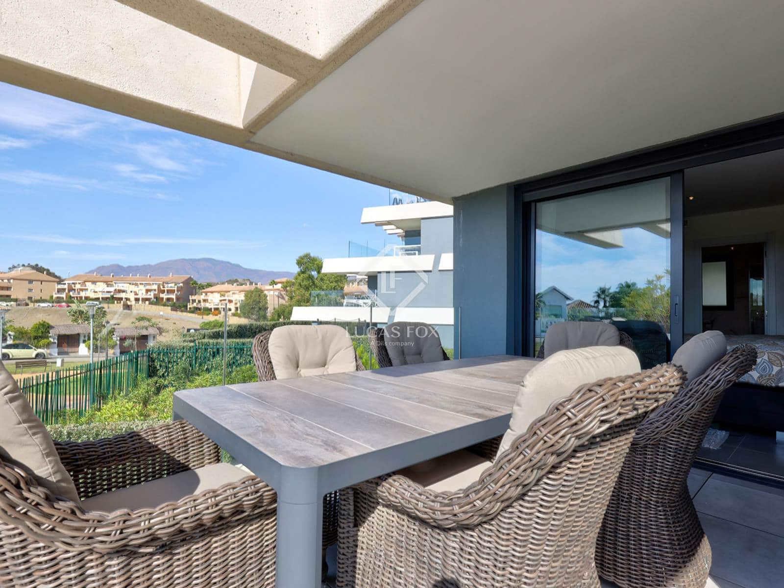 3 Zimmer Apartment zu verkaufen in Estepona mit Pool Garage - 539.000 € (Ref: 9006609)