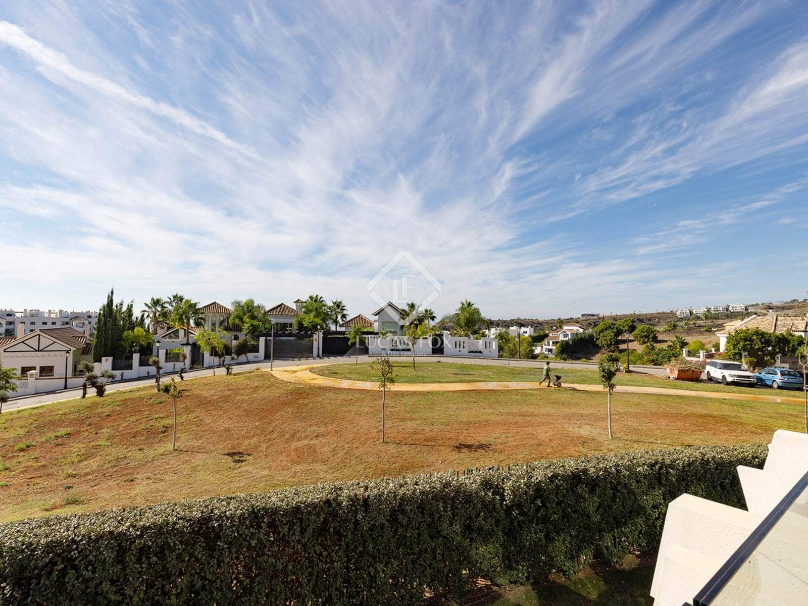 3 Zimmer Apartment zu verkaufen in Estepona mit Pool Garage - 539.000 € (Ref: 9006609)