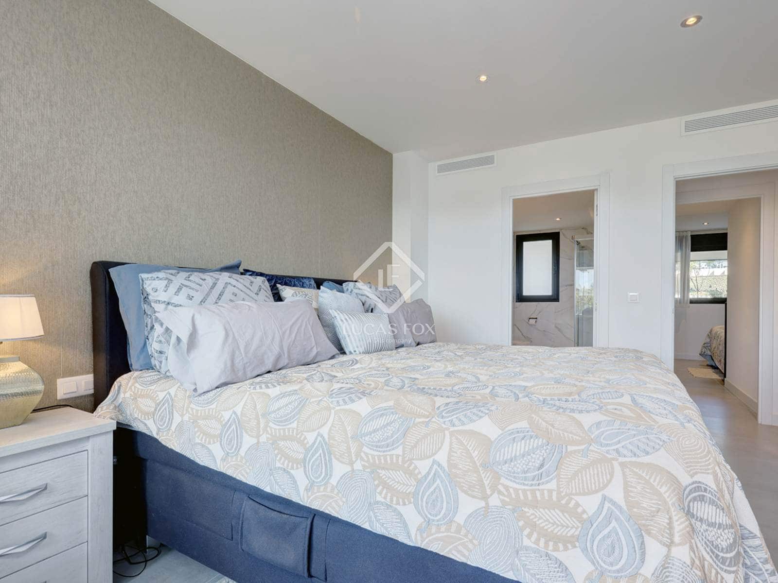 3 Zimmer Apartment zu verkaufen in Estepona mit Pool Garage - 539.000 € (Ref: 9006609)