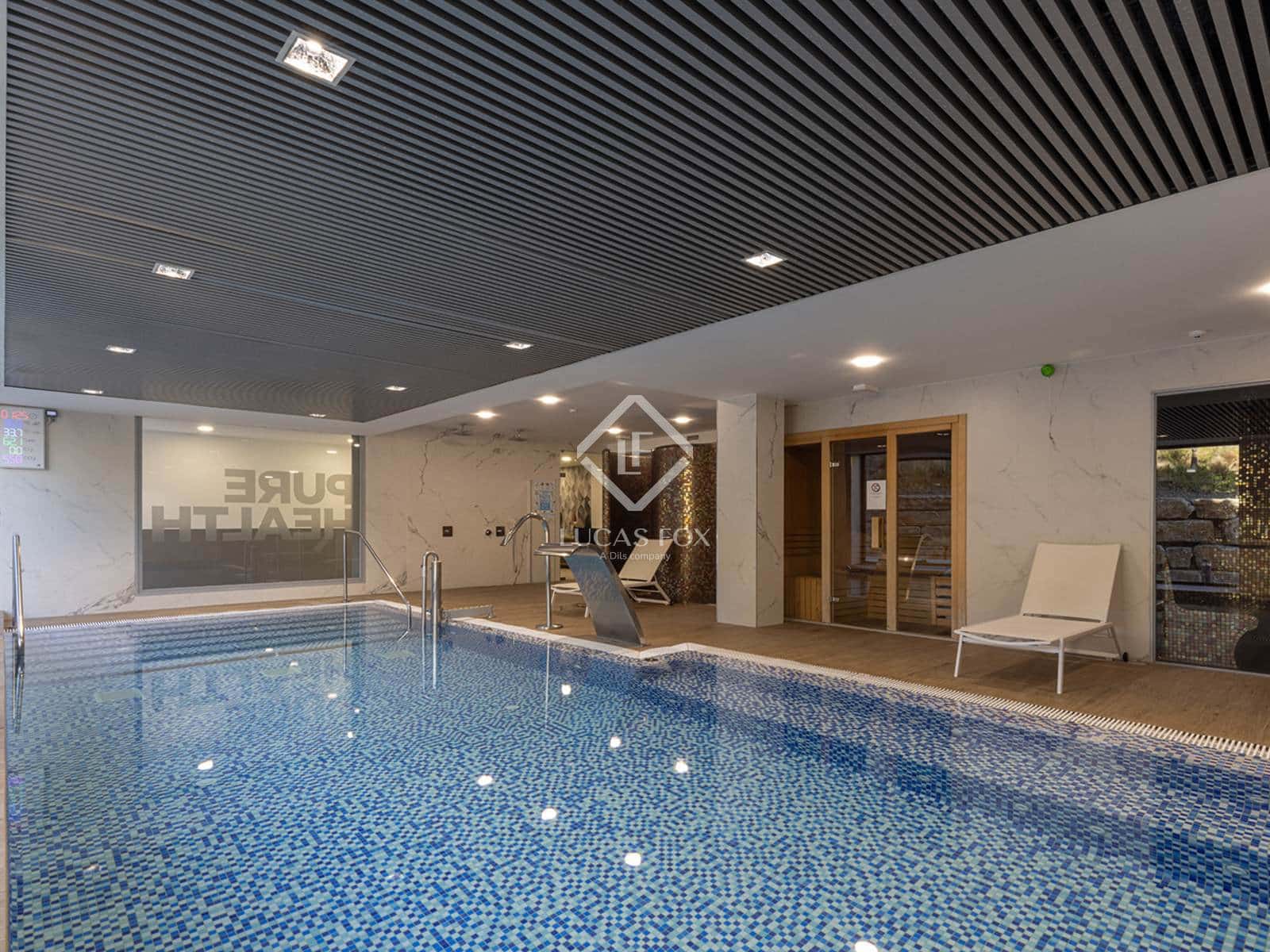 3 Zimmer Apartment zu verkaufen in Estepona mit Pool Garage - 539.000 € (Ref: 9006609)