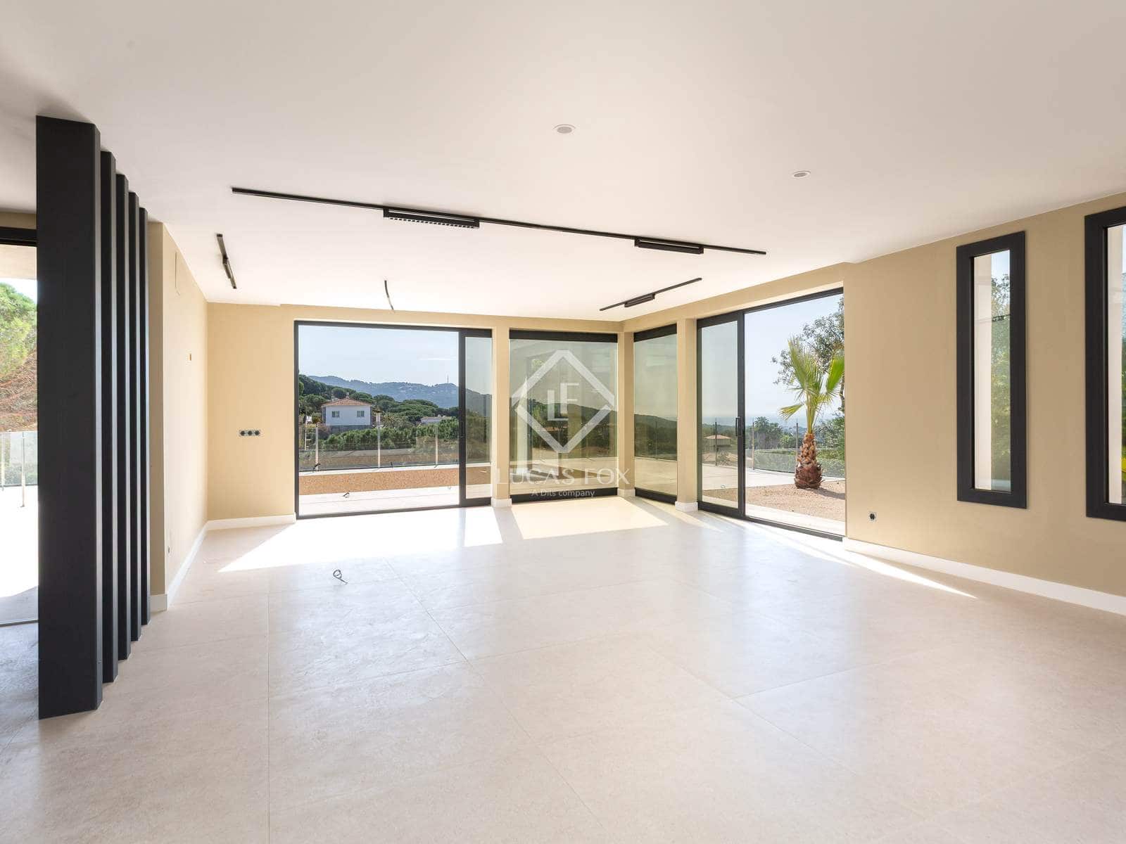 3 camera da letto Villa in vendita in Lloret de Mar con piscina garage - 950.000 € (Rif: 9007567)