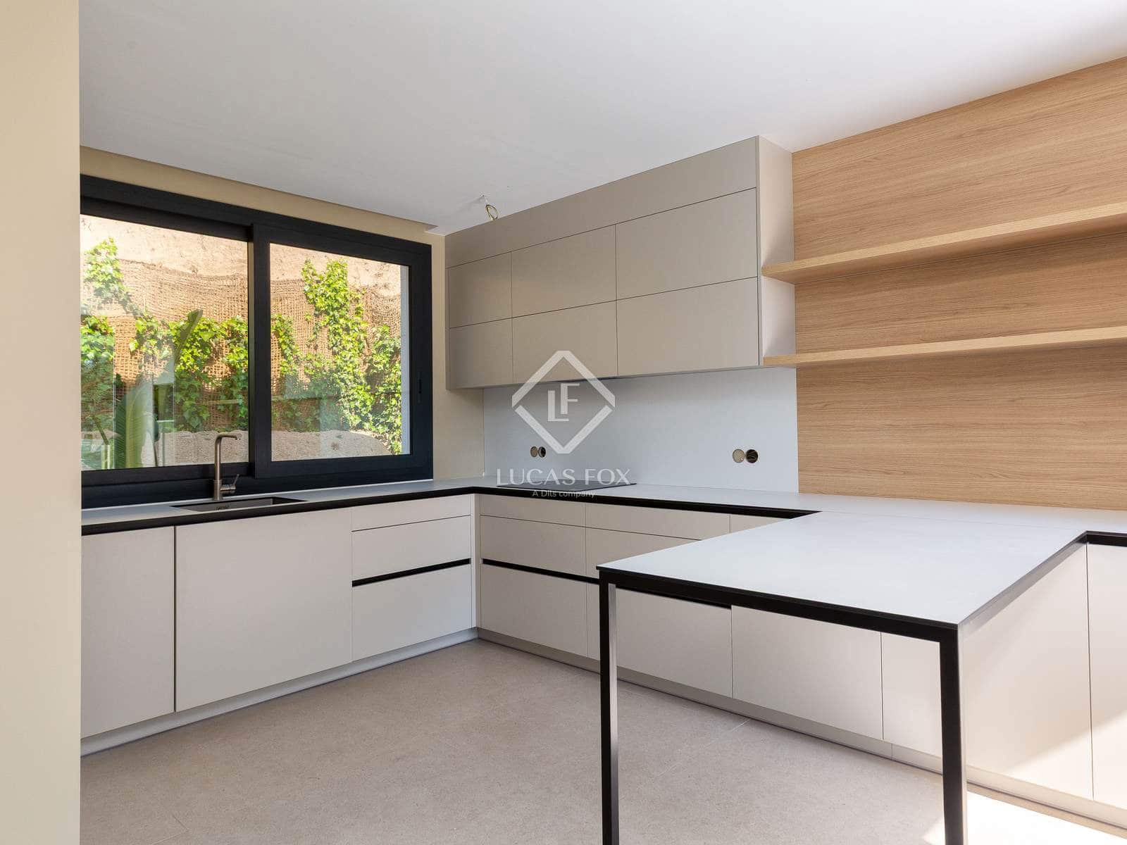 3 camera da letto Villa in vendita in Lloret de Mar con piscina garage - 950.000 € (Rif: 9007567)