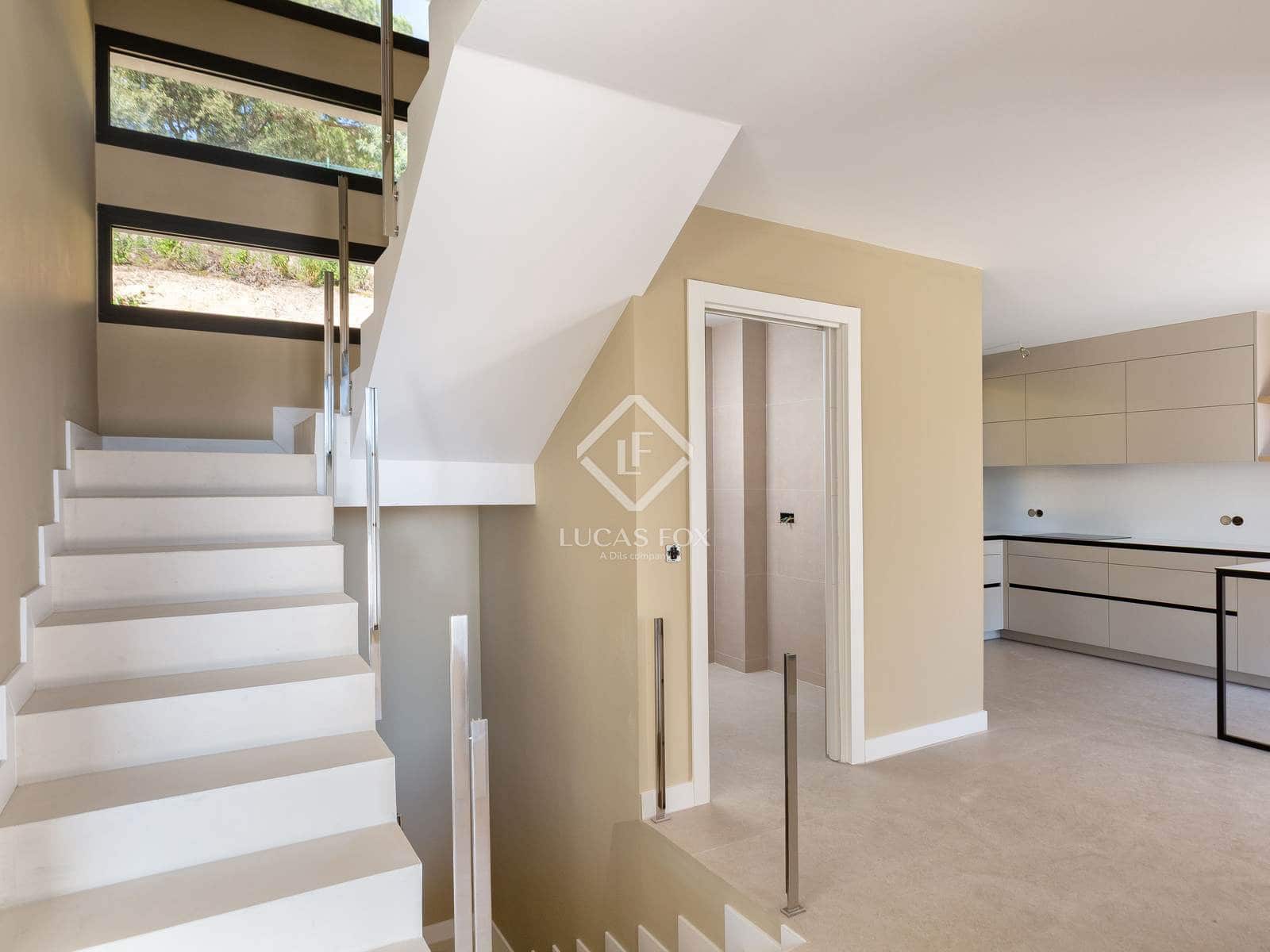 3 camera da letto Villa in vendita in Lloret de Mar con piscina garage - 950.000 € (Rif: 9007567)