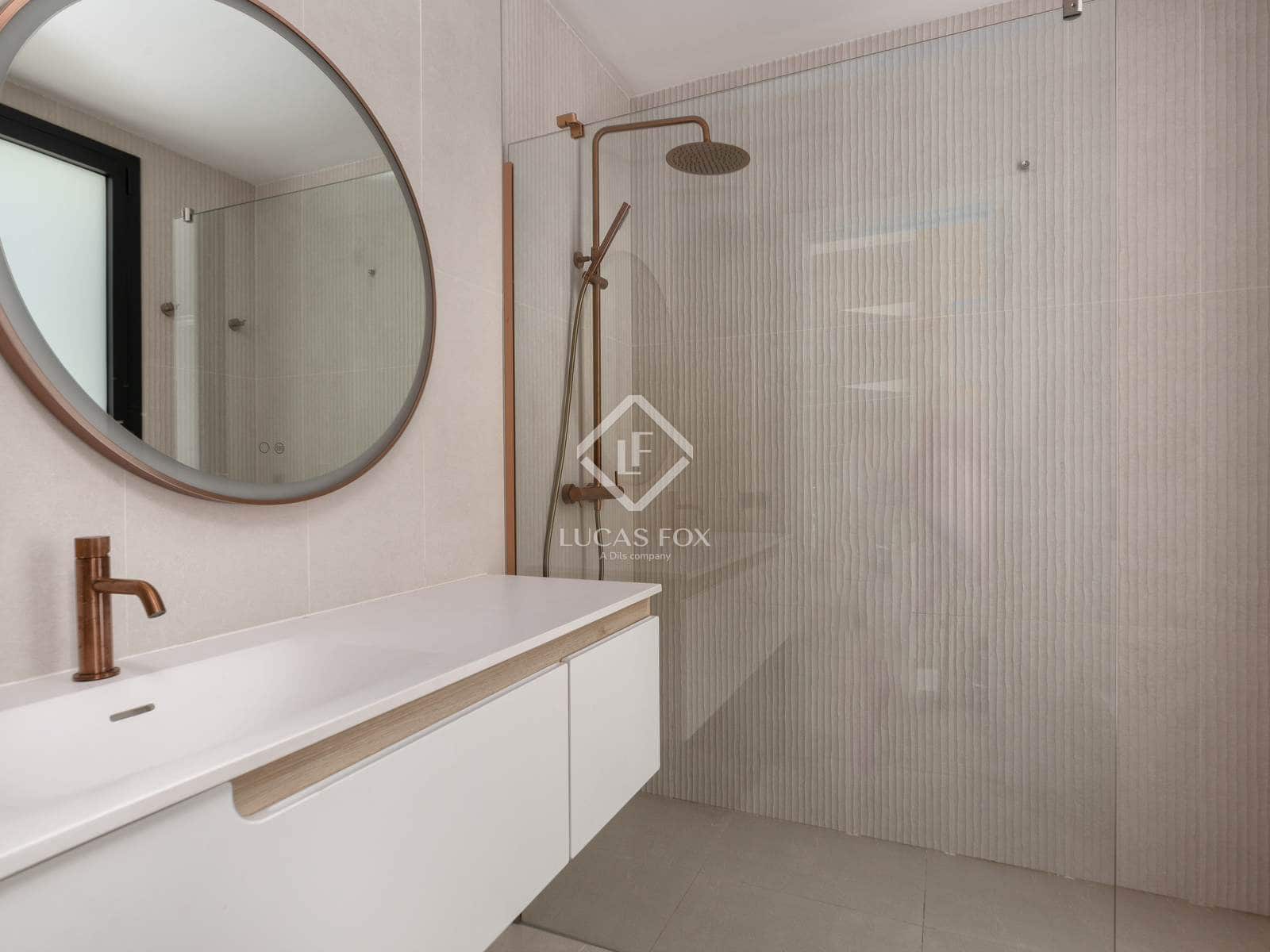 3 camera da letto Villa in vendita in Lloret de Mar con piscina garage - 950.000 € (Rif: 9007567)