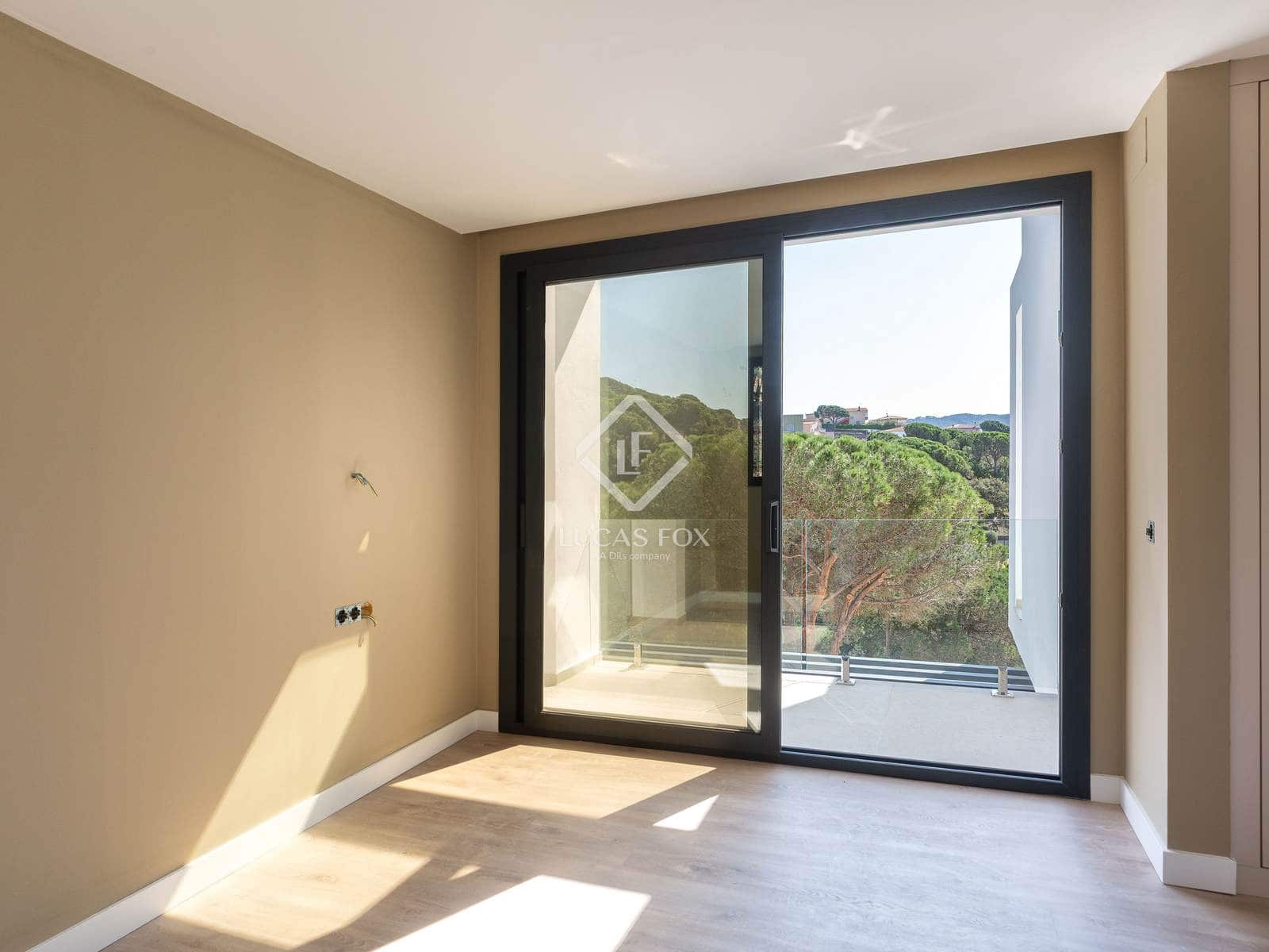 3 camera da letto Villa in vendita in Lloret de Mar con piscina garage - 950.000 € (Rif: 9007567)