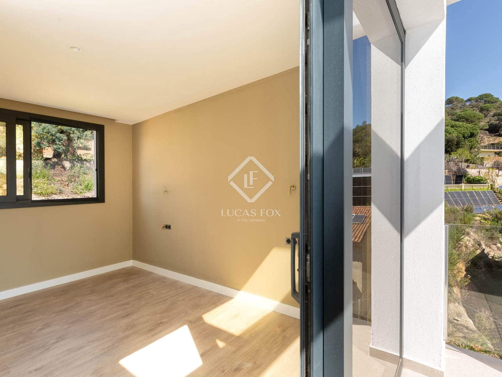 3 camera da letto Villa in vendita in Lloret de Mar con piscina garage - 950.000 € (Rif: 9007567)