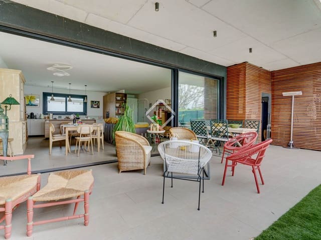 4 Zimmer Villa zu verkaufen in Donostia-San Sebastián mit Pool Garage - 1.380.000 € (Ref: 9008403)