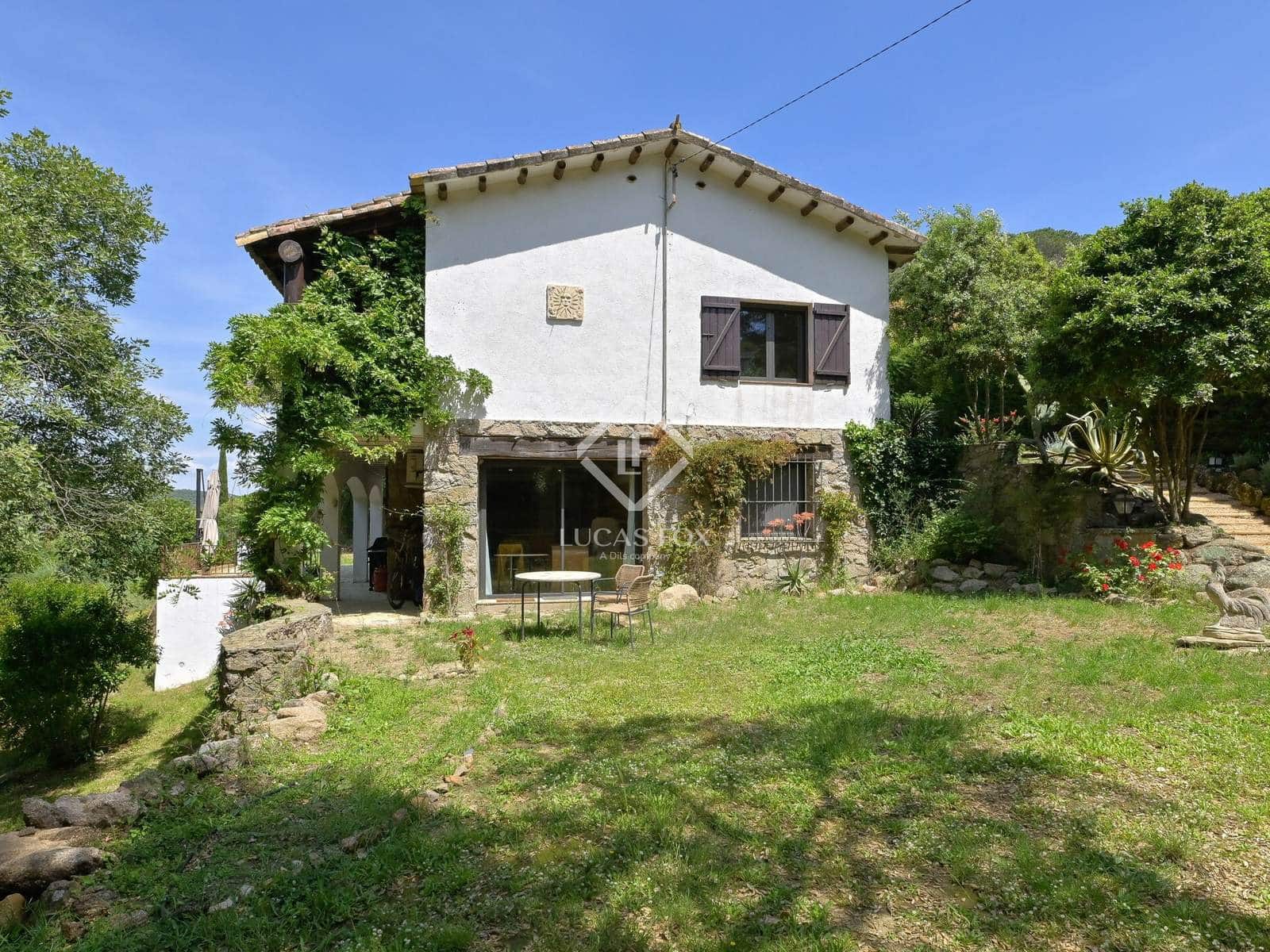 4 bedroom Villa for sale in Santa Cristina d'Aro - € 595,000 (Ref: 9009964)