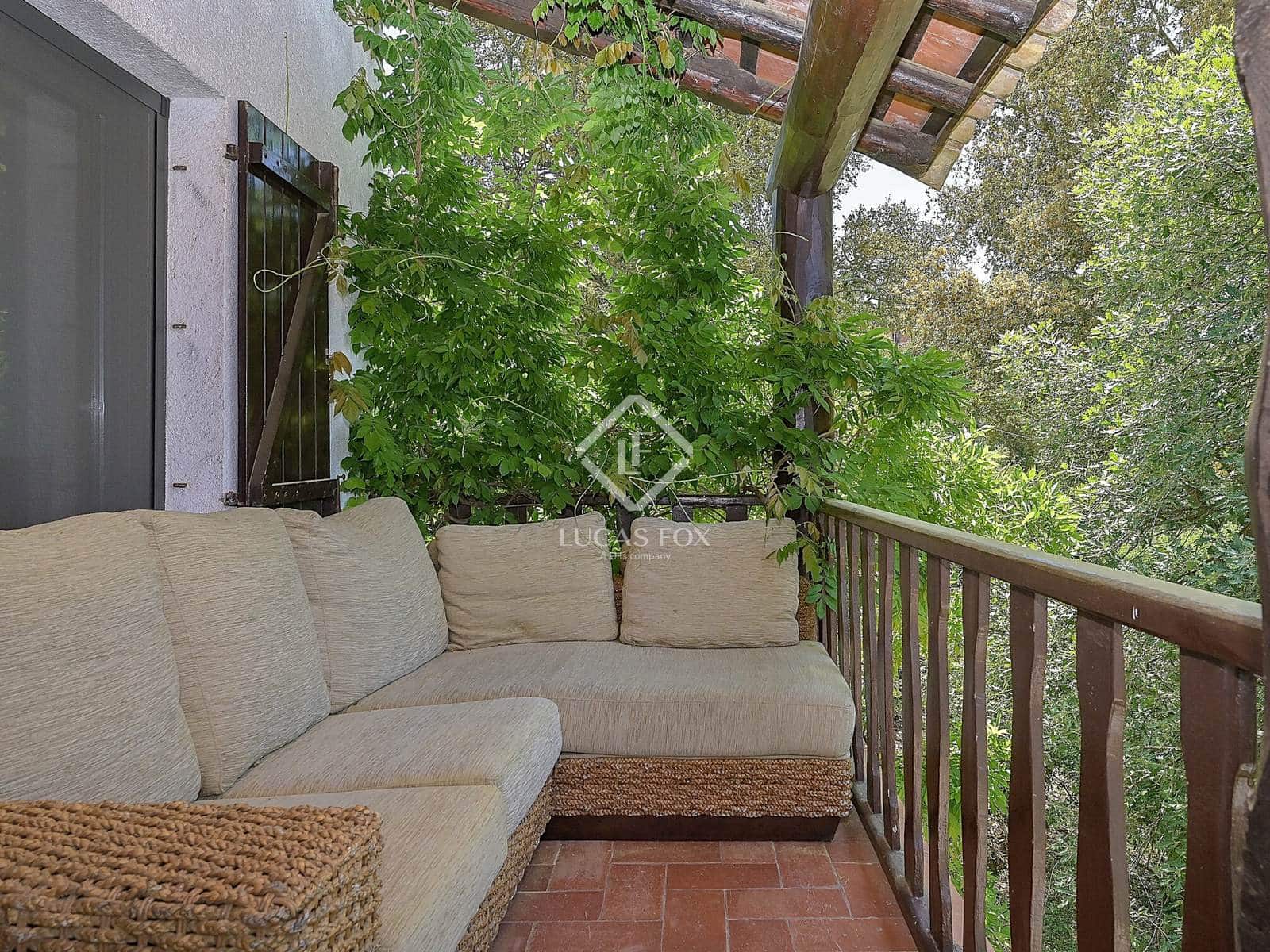 4 bedroom Villa for sale in Santa Cristina d'Aro - € 595,000 (Ref: 9009964)