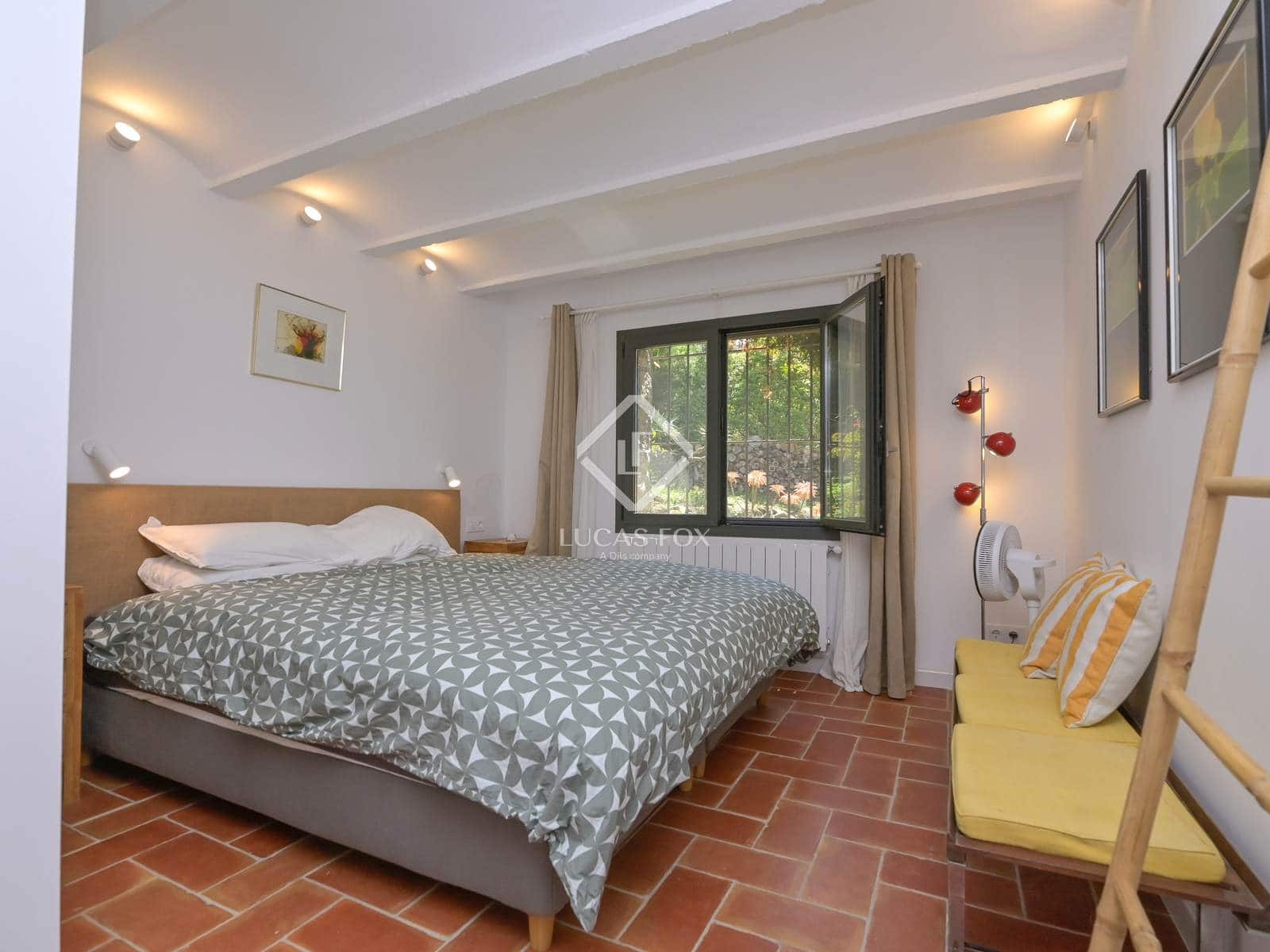 4 bedroom Villa for sale in Santa Cristina d'Aro - € 595,000 (Ref: 9009964)