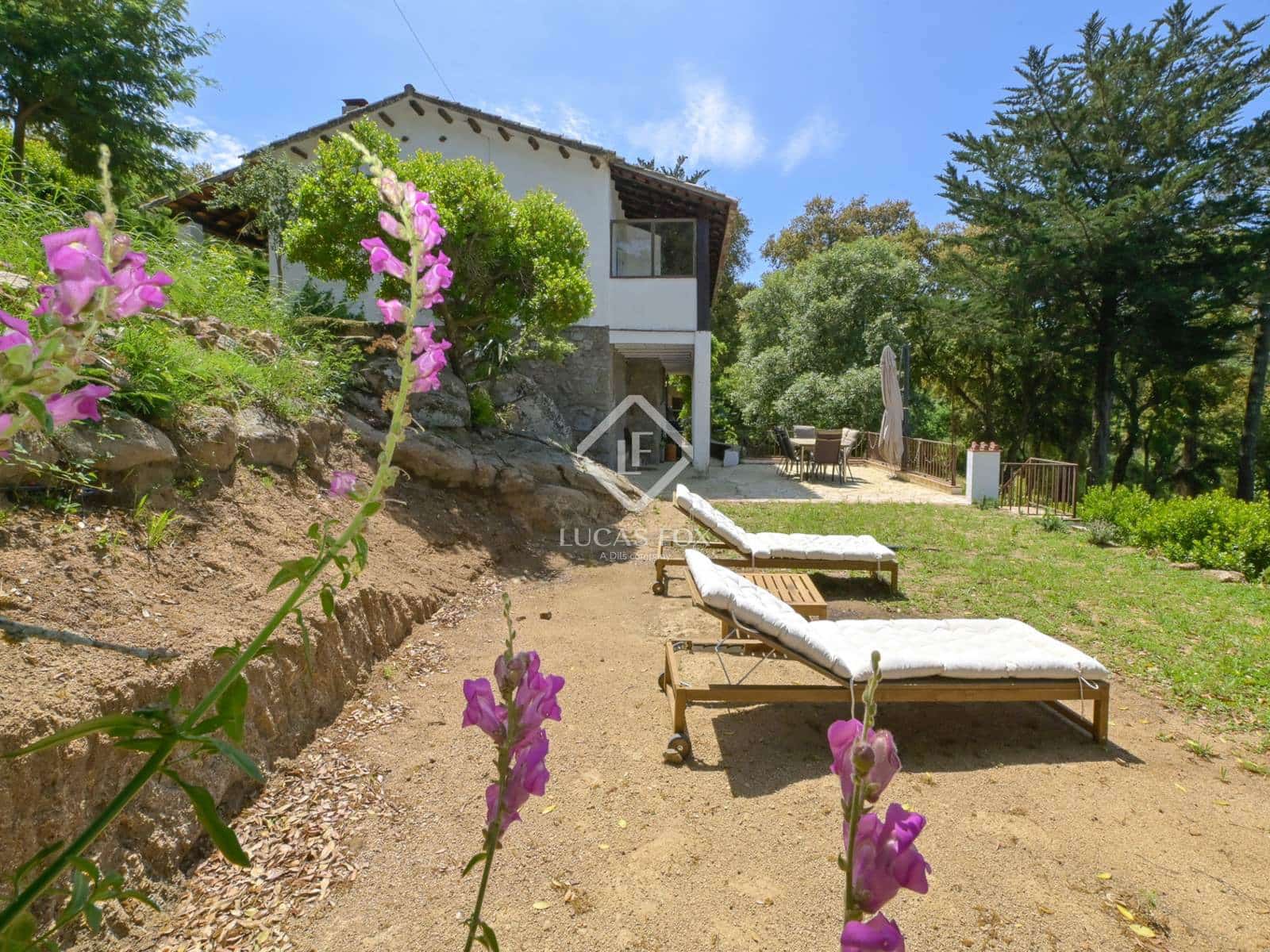 4 bedroom Villa for sale in Santa Cristina d'Aro - € 595,000 (Ref: 9009964)