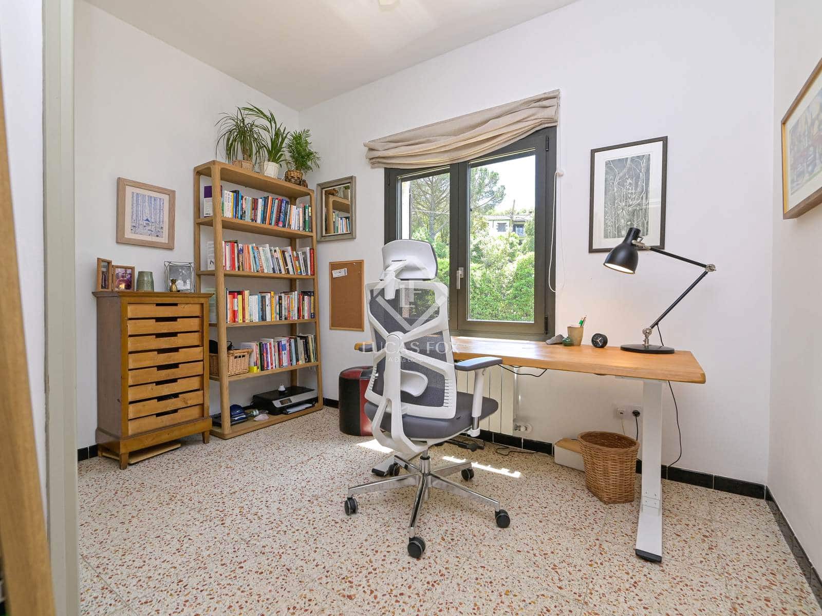 4 bedroom Villa for sale in Santa Cristina d'Aro - € 595,000 (Ref: 9009964)