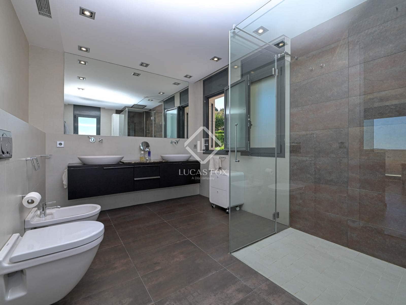 7 soverom Villa til salgs i Platja d'Aro med svømmebasseng garasje - € 2 400 000 (Ref: 9009976)