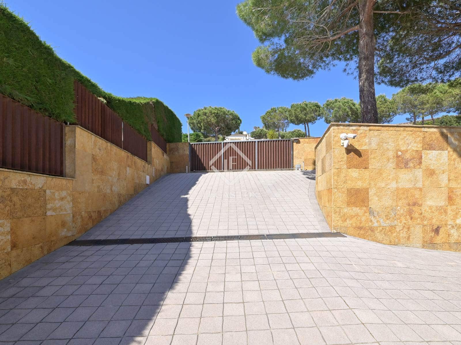 7 soverom Villa til salgs i Platja d'Aro med svømmebasseng garasje - € 2 400 000 (Ref: 9009976)