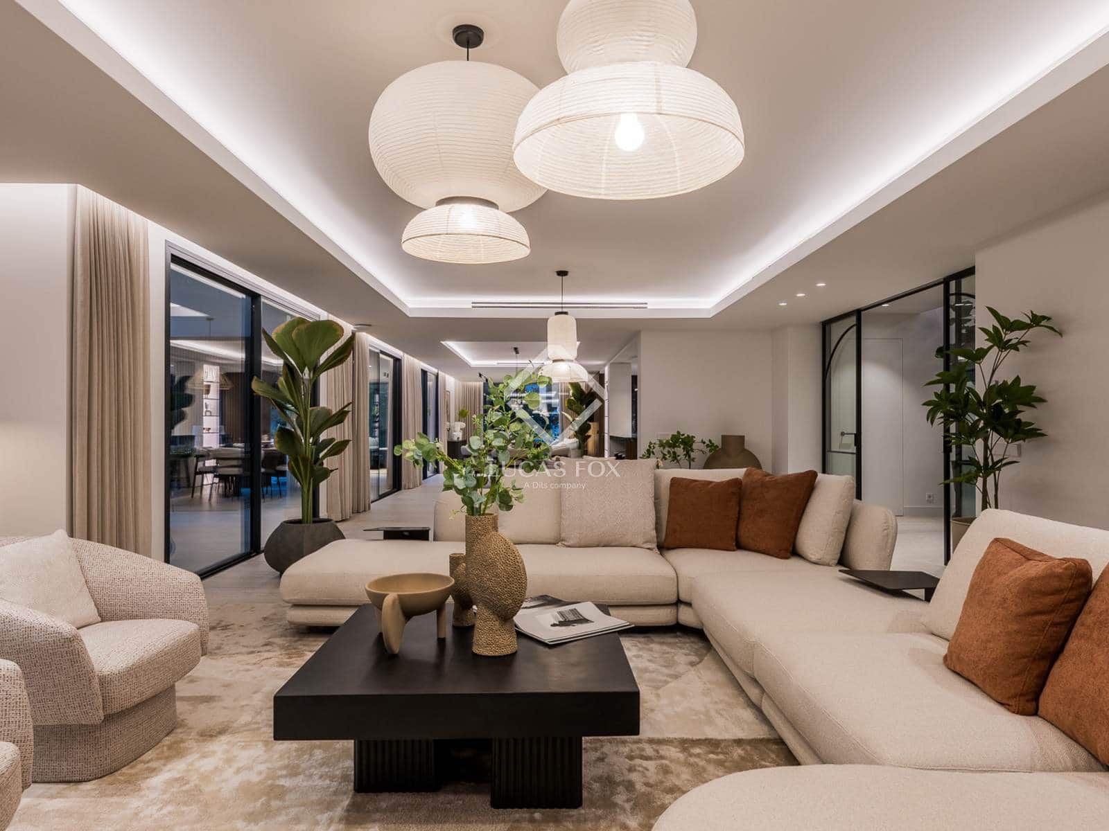 6 sypialnia Willa na sprzedaż w Marbella z basenem garażem - 3 975 000 € (Ref: 9013010)