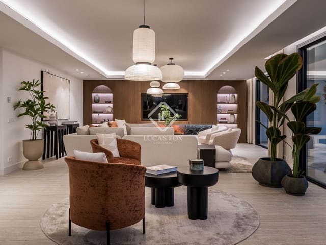 6 sypialnia Willa na sprzedaż w Marbella z basenem garażem - 3 975 000 € (Ref: 9013010)