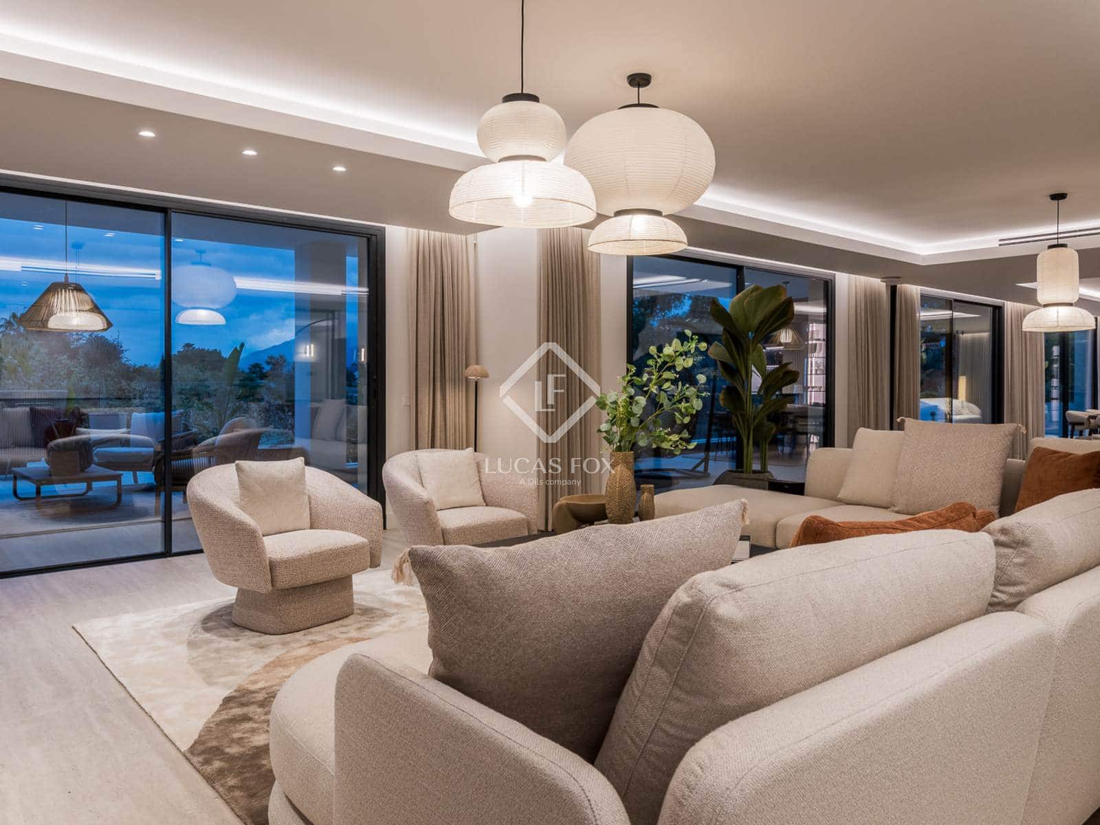 6 sypialnia Willa na sprzedaż w Marbella z basenem garażem - 3 975 000 € (Ref: 9013010)