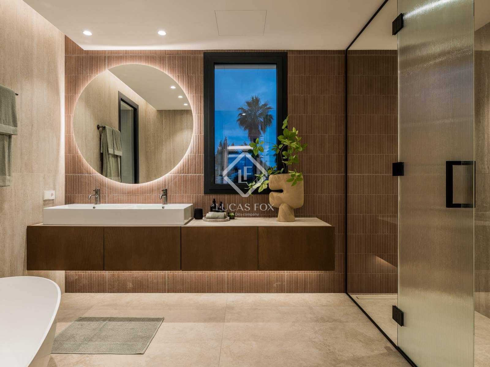 6 sypialnia Willa na sprzedaż w Marbella z basenem garażem - 3 975 000 € (Ref: 9013010)