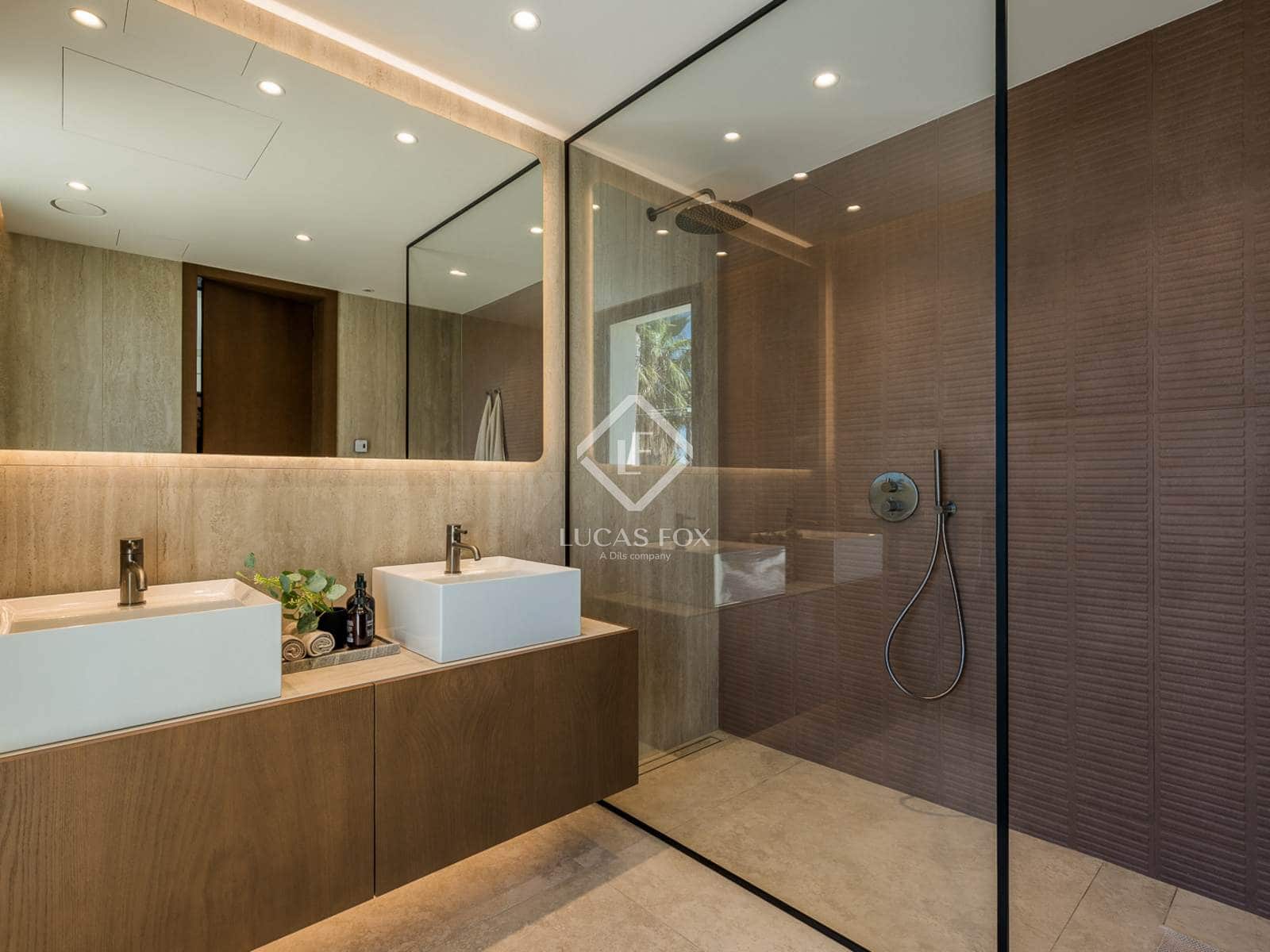 6 sypialnia Willa na sprzedaż w Marbella z basenem garażem - 3 975 000 € (Ref: 9013010)