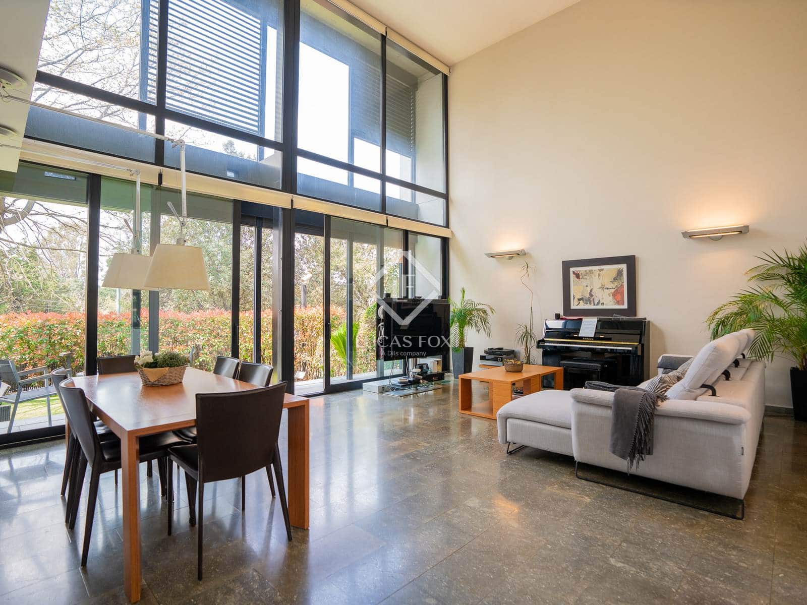 5 soveværelse Villa til salg i Girona by med swimmingpool garage - € 1.750.000 (Ref: 9013011)