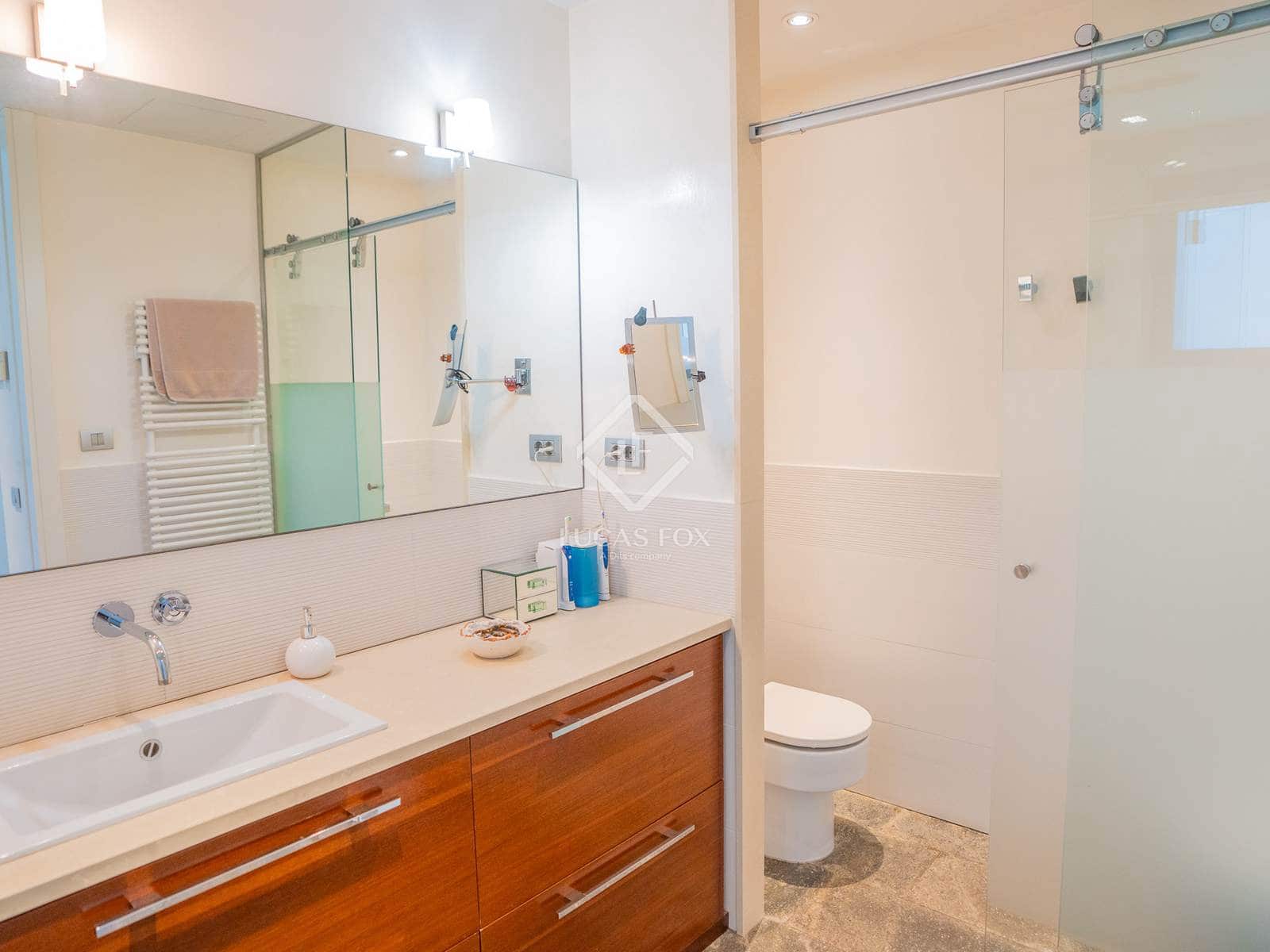 5 soveværelse Villa til salg i Girona by med swimmingpool garage - € 1.750.000 (Ref: 9013011)