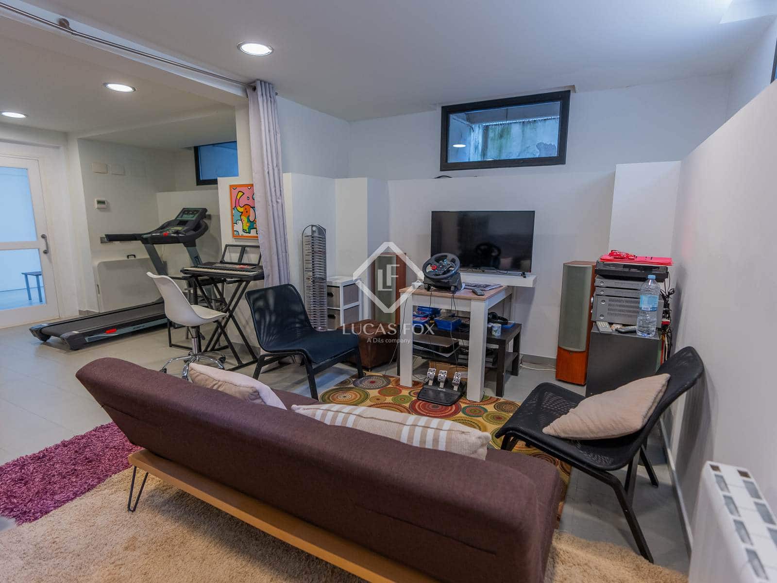 5 soveværelse Villa til salg i Girona by med swimmingpool garage - € 1.750.000 (Ref: 9013011)