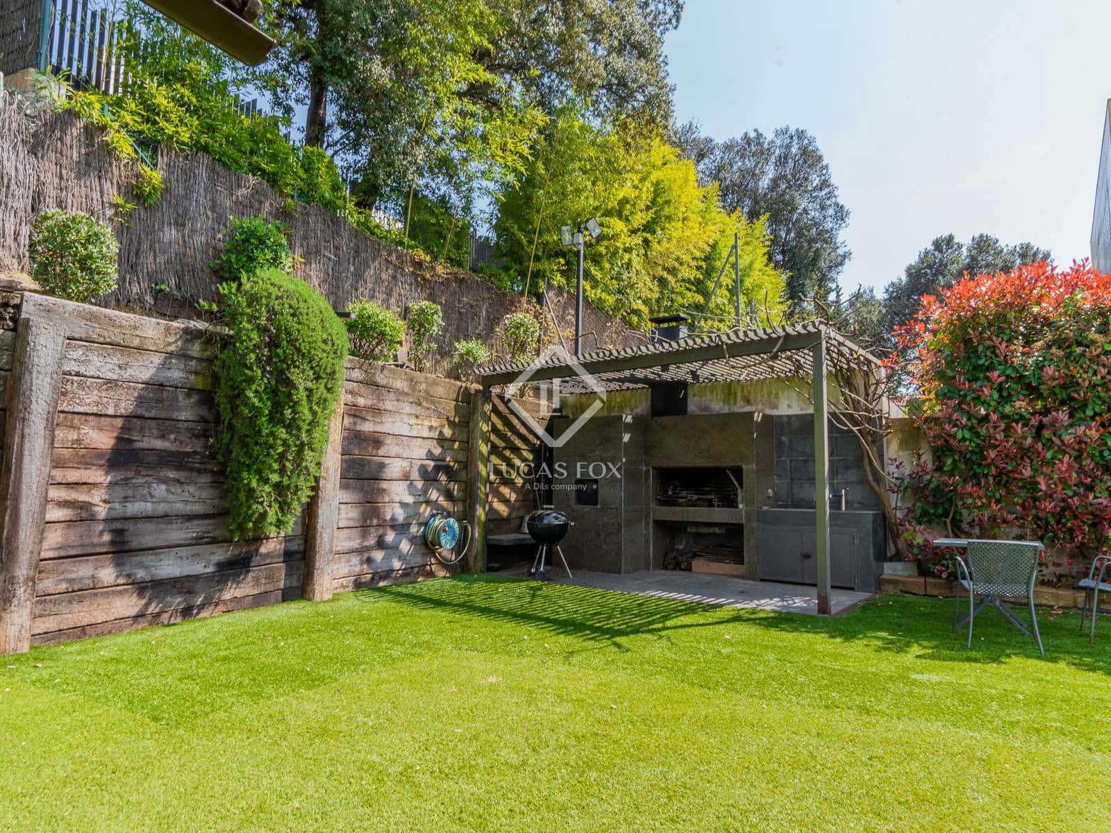 5 soveværelse Villa til salg i Girona by med swimmingpool garage - € 1.750.000 (Ref: 9013011)