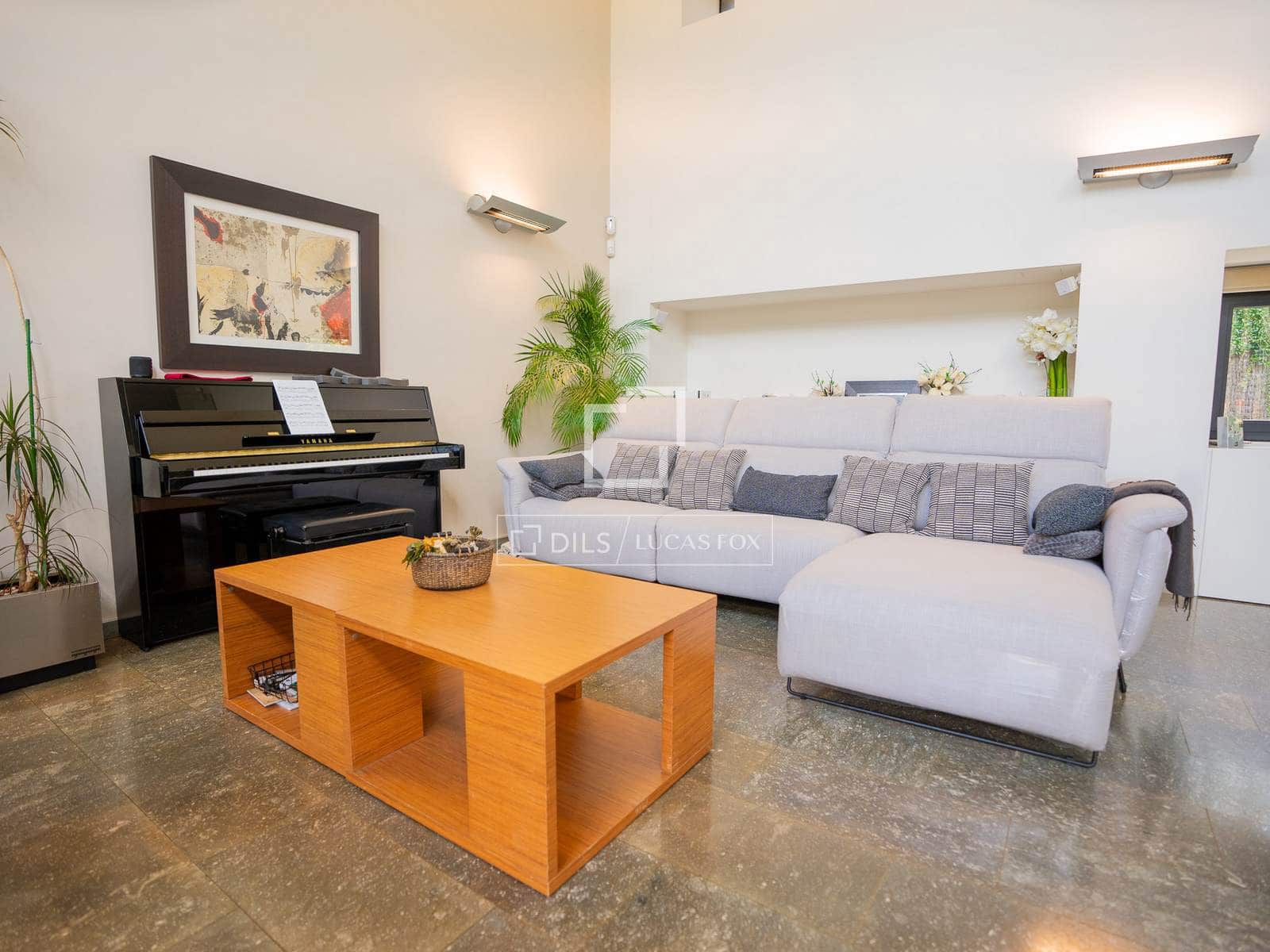 5 makuuhuone Huvila myytävänä paikassa Girona kaupunki mukana uima-altaan 
autotalli - 1 550 000 € (Ref: 9013011)