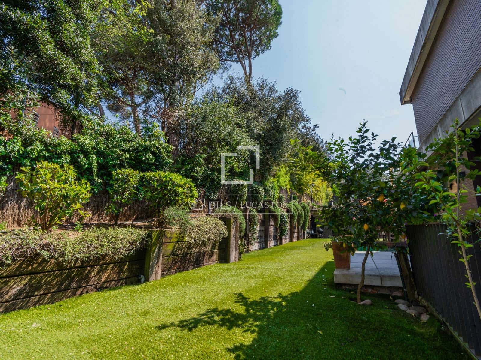 5 makuuhuone Huvila myytävänä paikassa Girona kaupunki mukana uima-altaan 
autotalli - 1 550 000 € (Ref: 9013011)