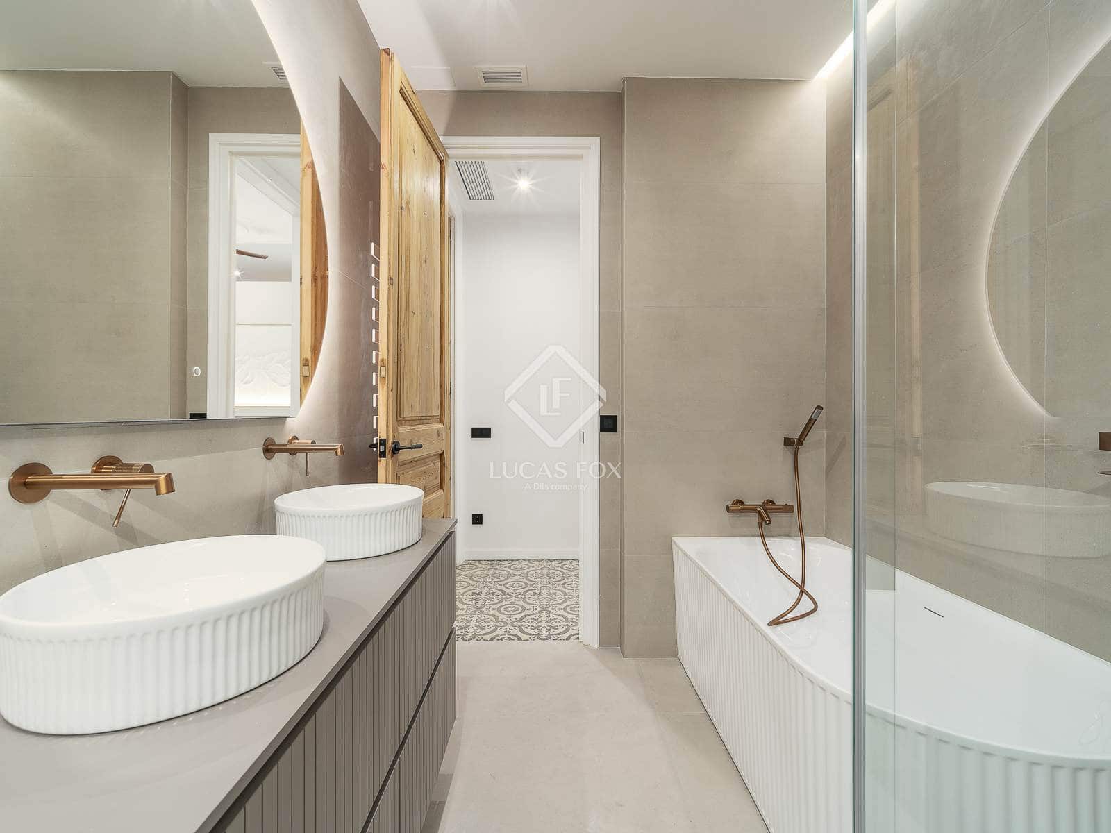 3 sypialnia Apartament na sprzedaż w Miasto Barcelona - 1 090 000 € (Ref: 9013014)