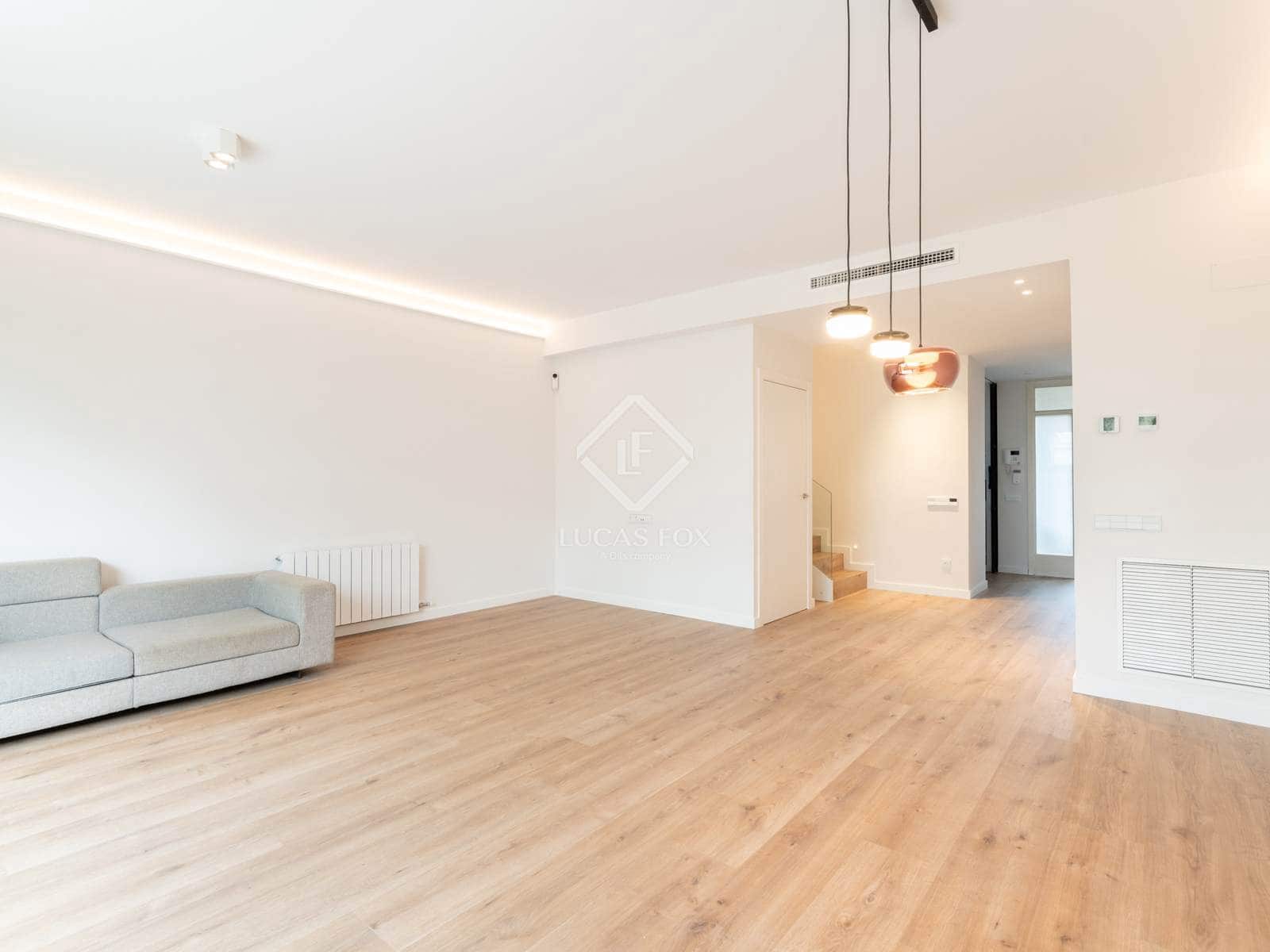 4 soveværelse Villa til leje i Gava med swimmingpool garage - € 6.800 (Ref: 9013317)