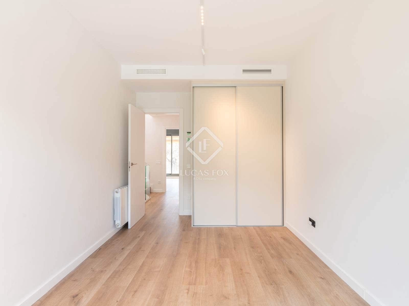 4 soveværelse Villa til leje i Gava med swimmingpool garage - € 6.800 (Ref: 9013317)