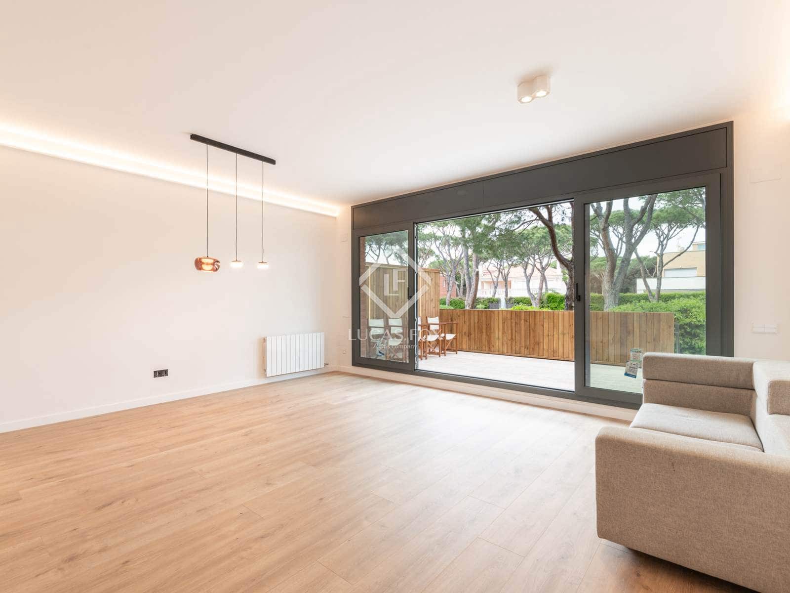 4 soveværelse Villa til leje i Gava med swimmingpool garage - € 6.800 (Ref: 9013317)